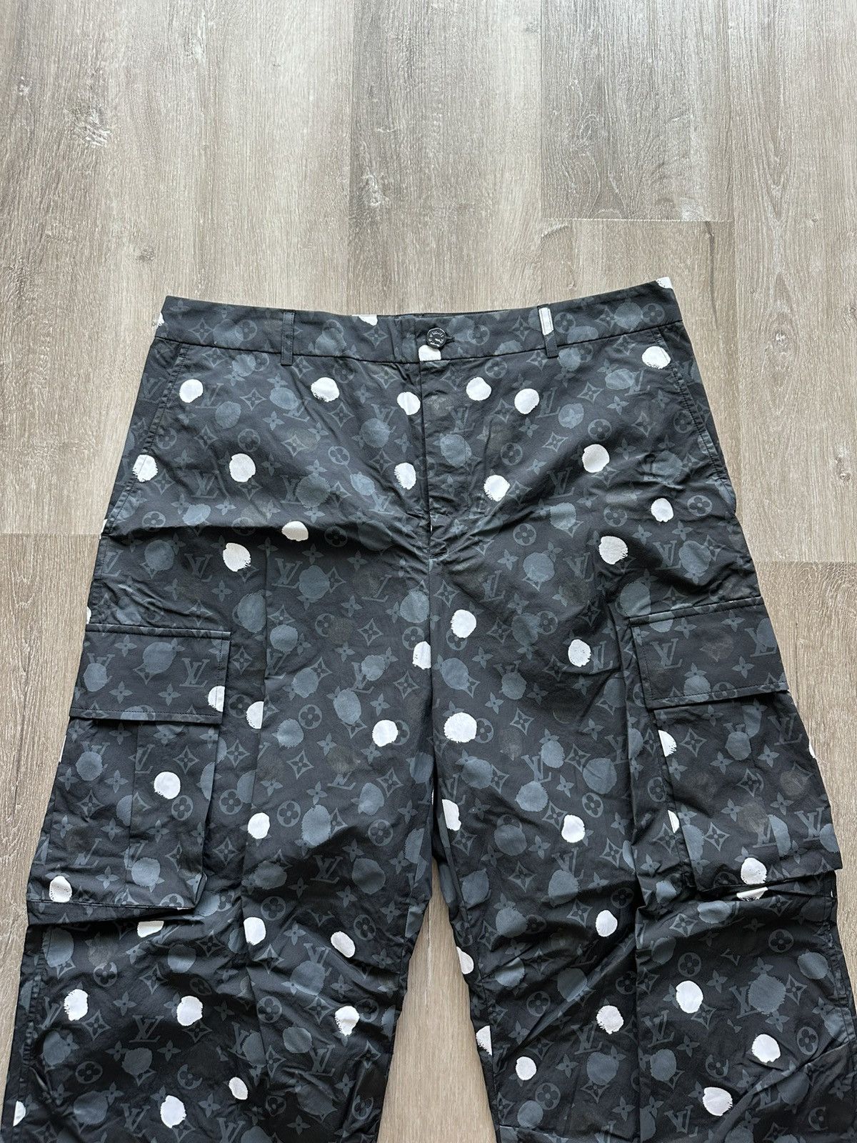 Louis Vuitton LOUIS VUITTON Black&White Polka Dot Pant Size US 34 / EU 50 - 3 Thumbnail