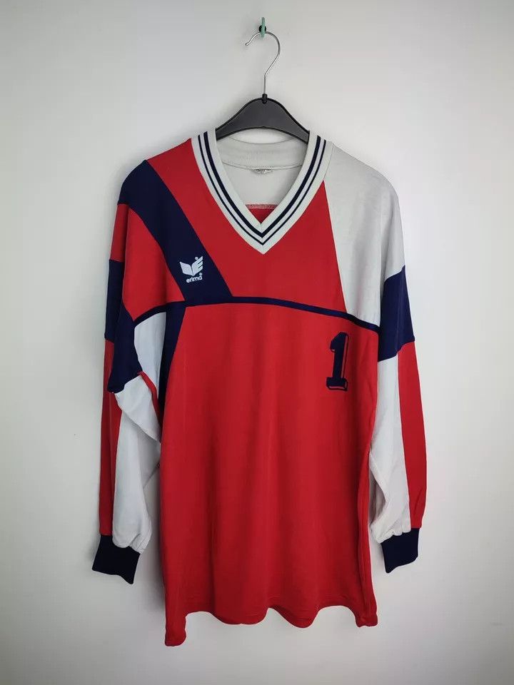 Erima Erima vintage #1 FOOTBALL Kit SHIRT SOCCER JERSEY Size L Size US L / EU 52-54 / 3 - 8 Thumbnail