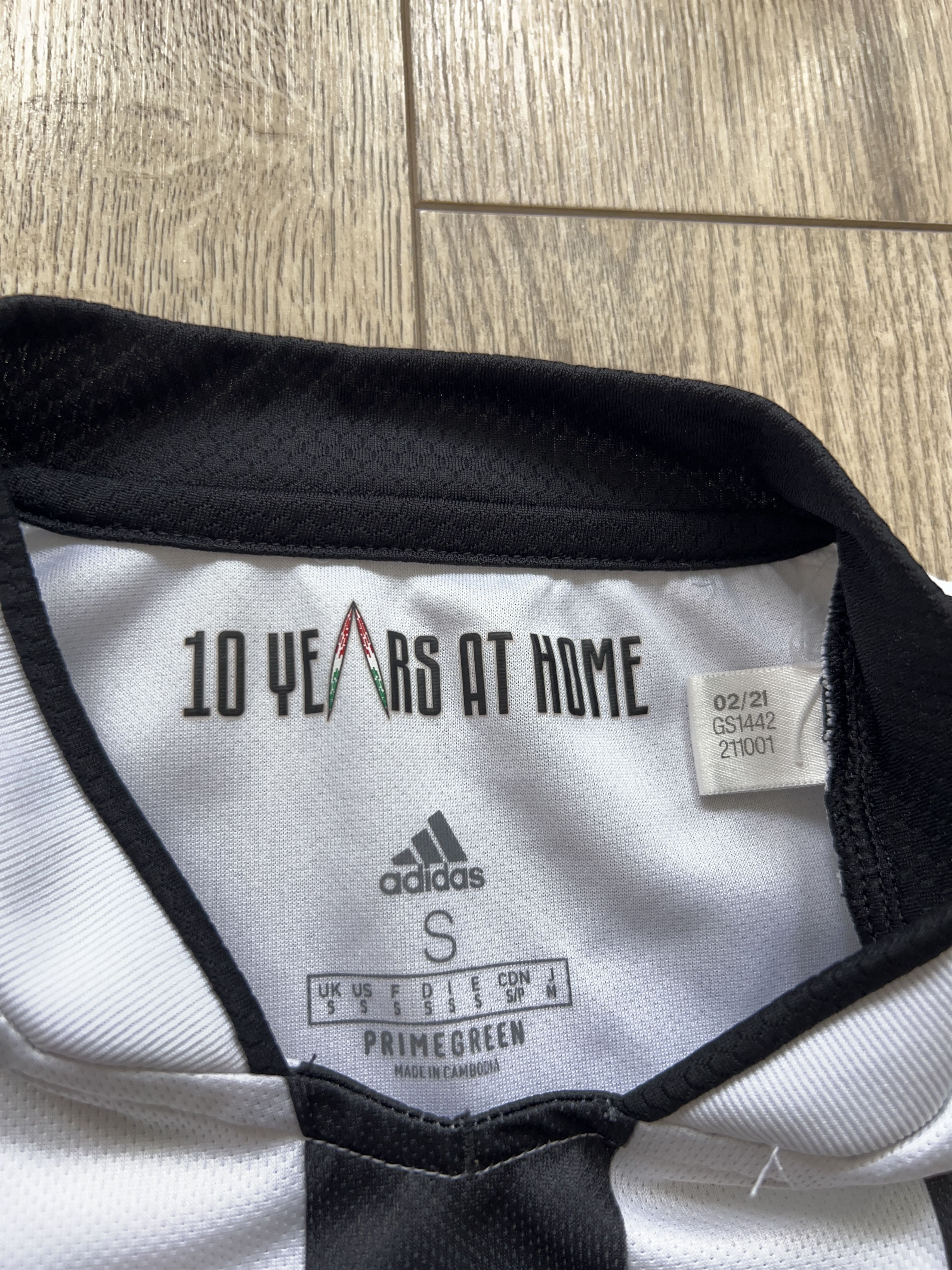 Adidas Mens Adidas 2021 2022 Home Football Soccer T Shirt Jersey Size US S / EU 44-46 / 1 - 2 Thumbnail