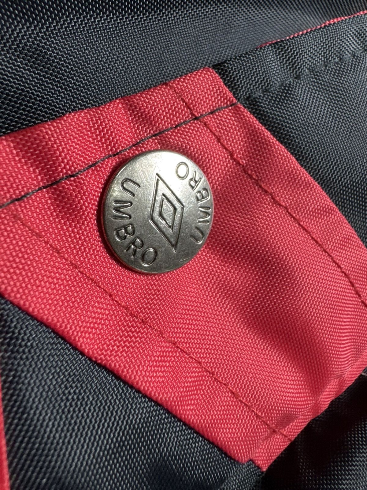 Umbro Umbro FC Manchester United Vintage 90’s Football Jacket Size US L / EU 52-54 / 3 - 9 Thumbnail