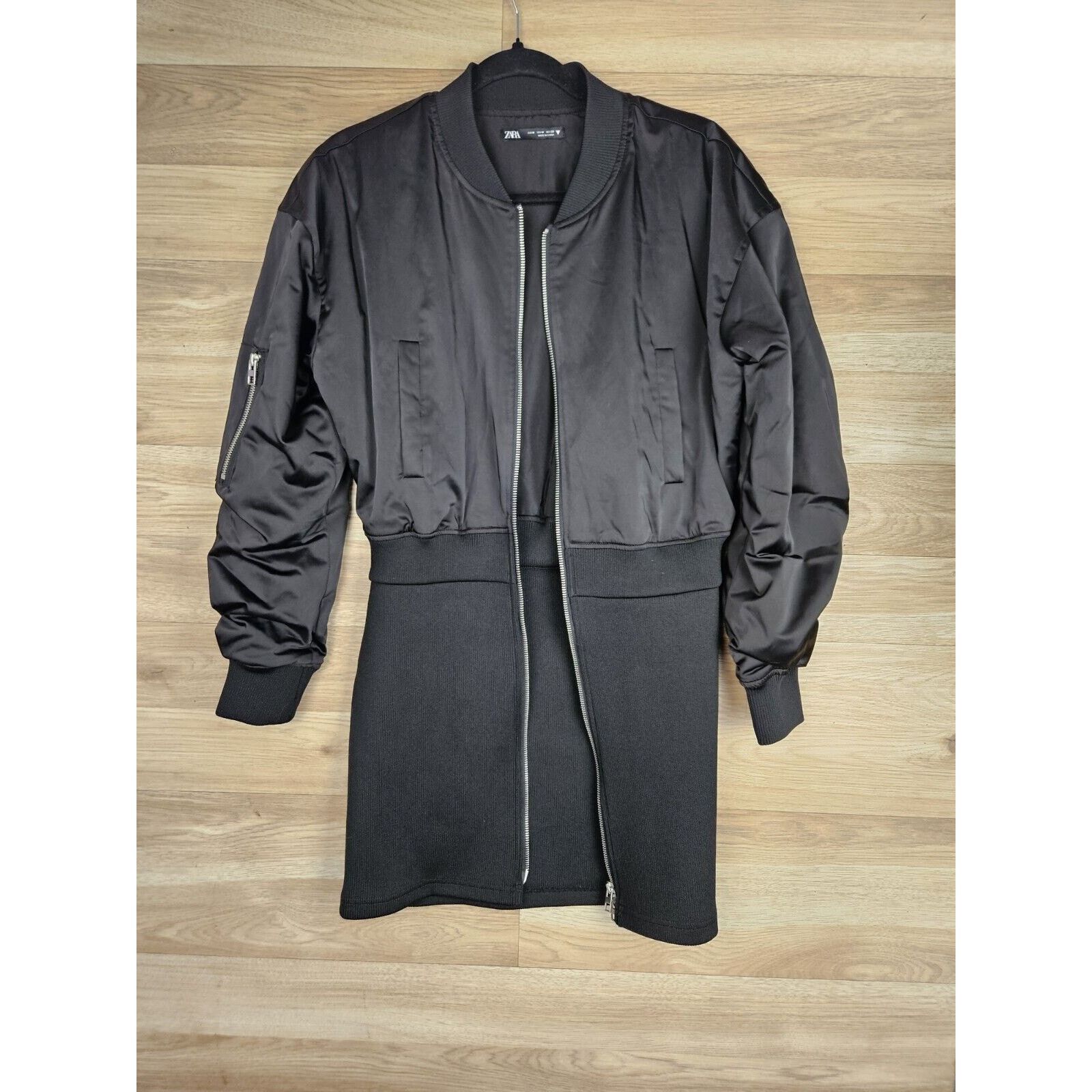 Zara Zara Mini Quilted Bomber Effect Zip Dress Black Medium Size M / US 6-8 / IT 42-44 - 9 Thumbnail