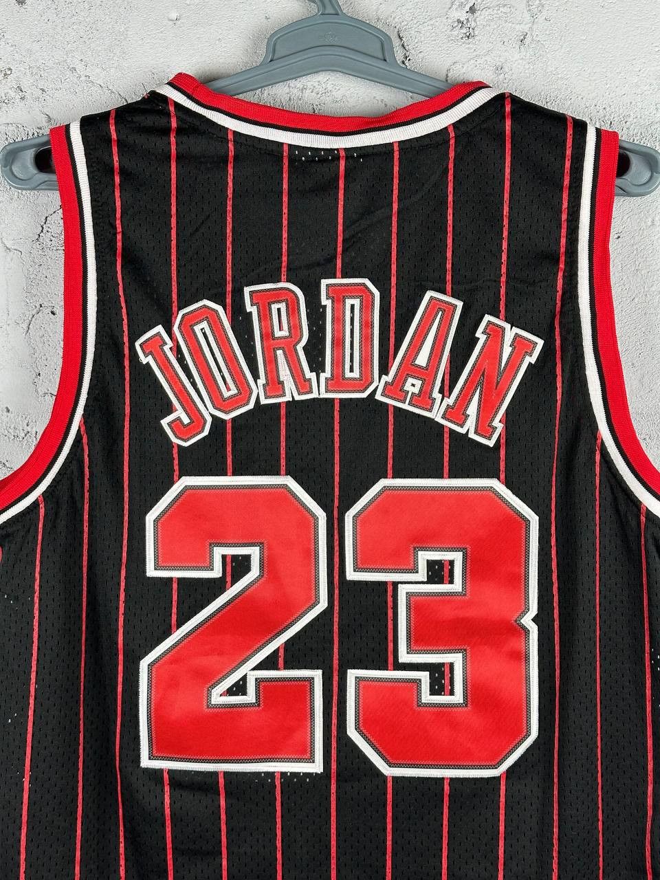 Mitchell & Ness × NBA Authentic Micheal Jordan Jersey Bulls 95-96 Mitchell&ness Size US M / EU 48-50 / 2 - 10 Thumbnail