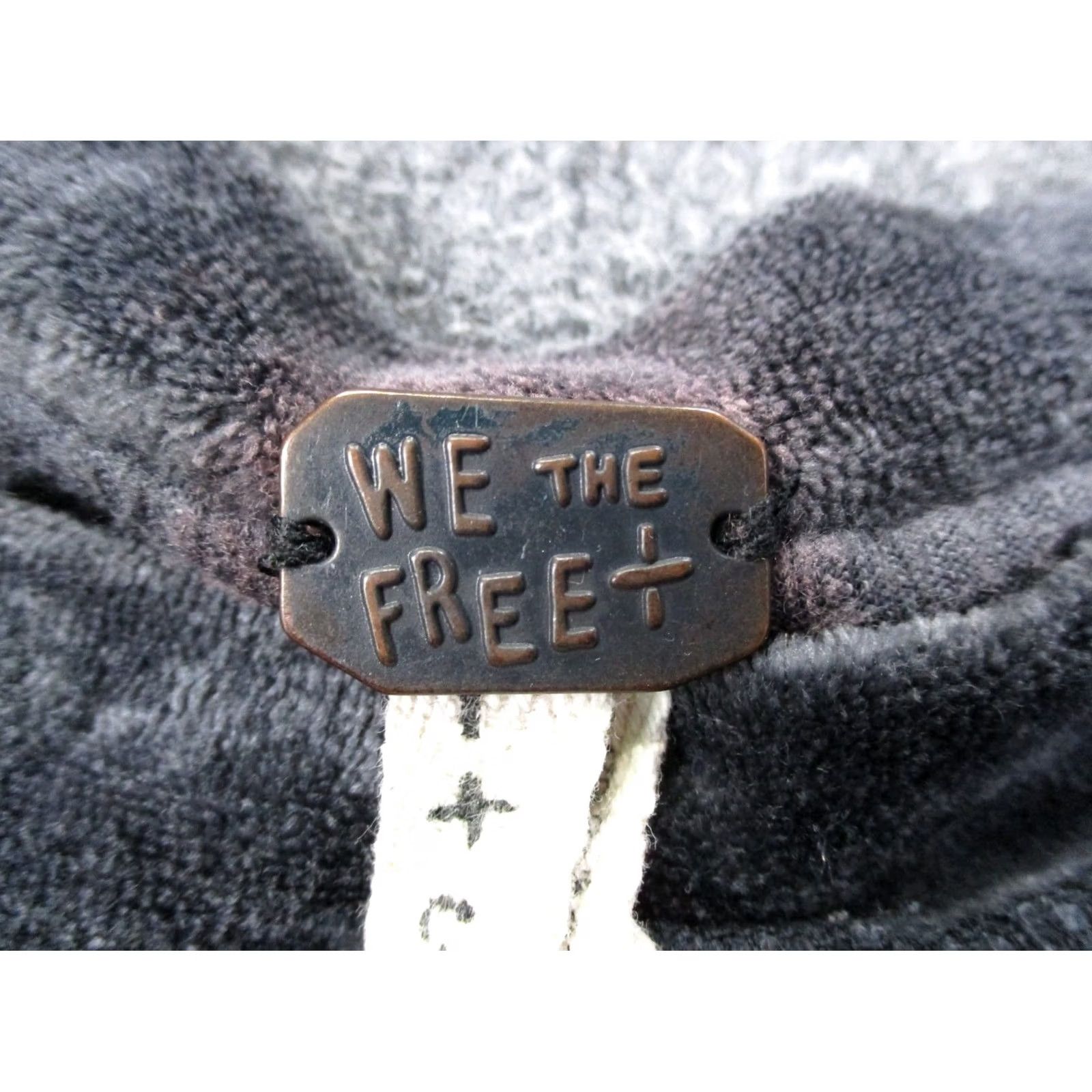 Free People Free People Shirt Womens S Gray Velvet Cropped Oversized Loose We The Free Size S / US 4 / IT 40 - 6 Thumbnail