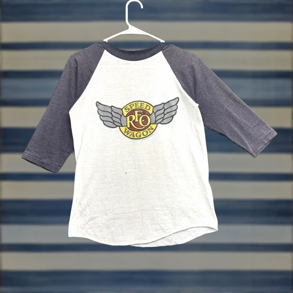 Vintage VINTAGE REO SPEEDWAGON Raglan Shirt Mens M 1980s White Grey 80s Logo Graphic Print T-Shirt The Knits Mens Size US M / EU 48-50 / 2 - 1 Thumbnail