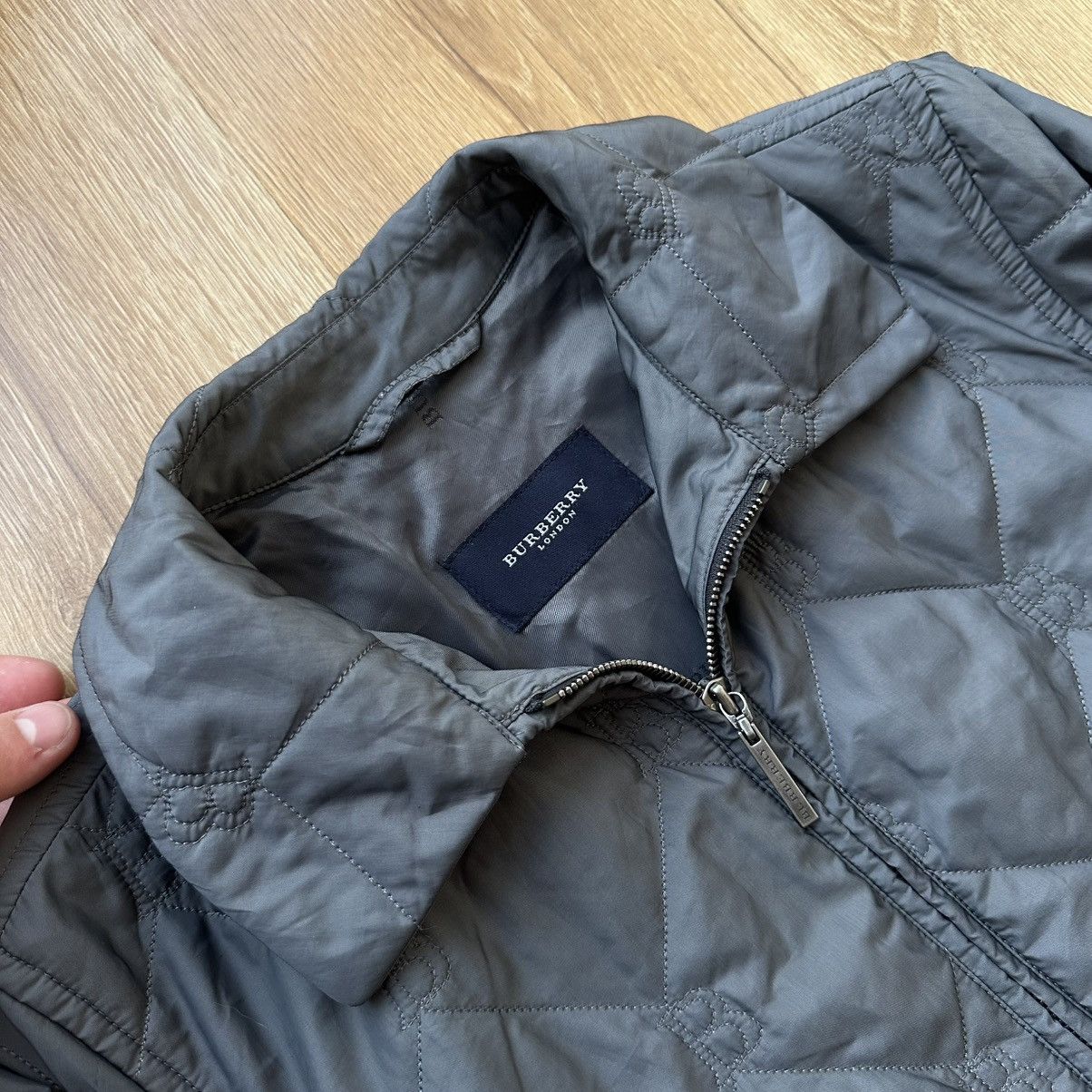 Burberry Vintage Burberry Quilted Diamond Monogram Grey Jacket Size L / US 10 / IT 46 - 4 Thumbnail