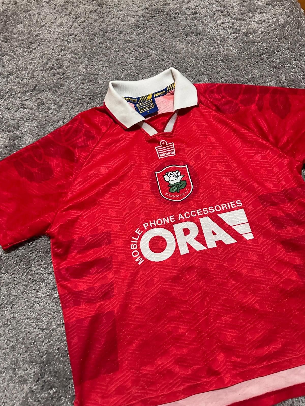 Admirable Co. Barnsley FC 1996-1997 Admiral Football Shirt Soccer Jersey Size US S / EU 44-46 / 1 - 3 Thumbnail