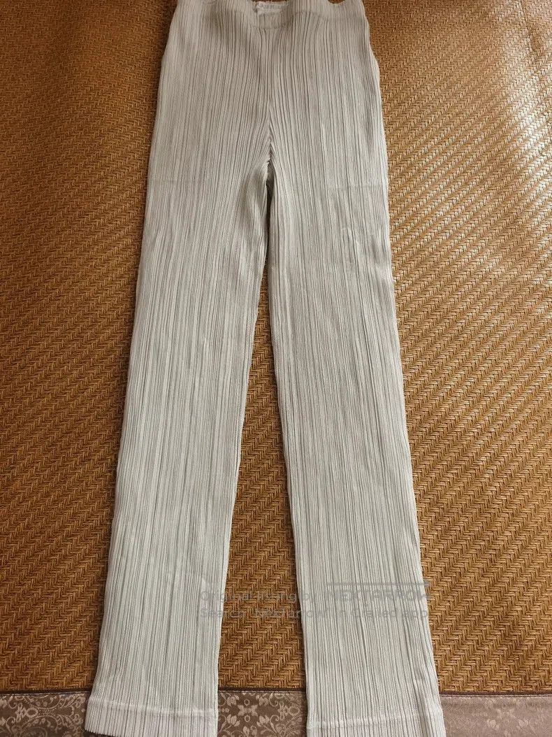 Issey Miyake size:3 Light Beige Pleated Pants