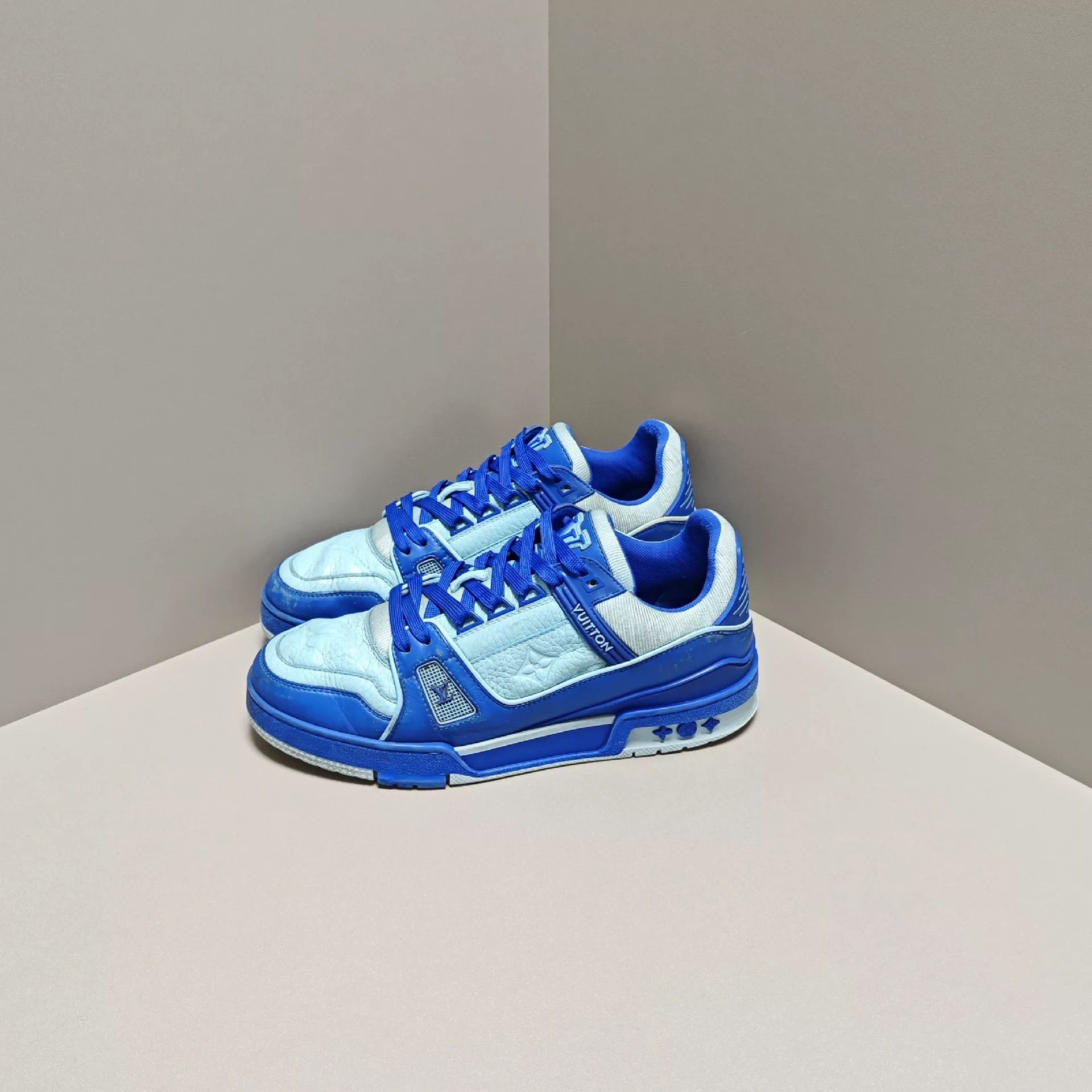 Louis Vuitton Louis Vuitton Training Blue Lowtop Sneakers 7 Men Size US 7 / EU 40 - 1 Thumbnail
