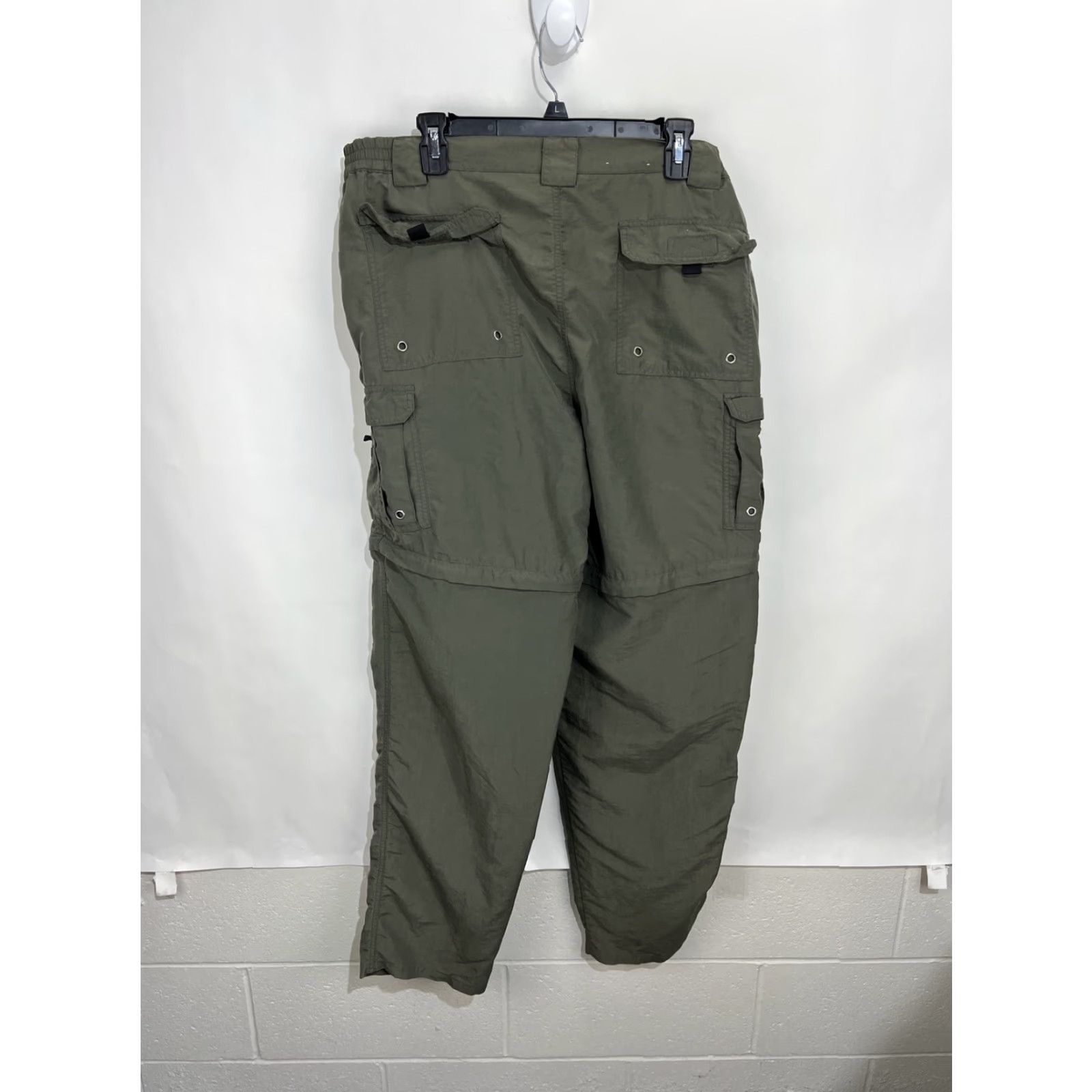 Vintage World Wide Sportsman Nylon Outdoors Hiking Pants Olive 34 34x30 Regular 5-Pocket Cargo Zip Pockets Belt Loops Men Size US 34 / EU 50 - 7 Thumbnail