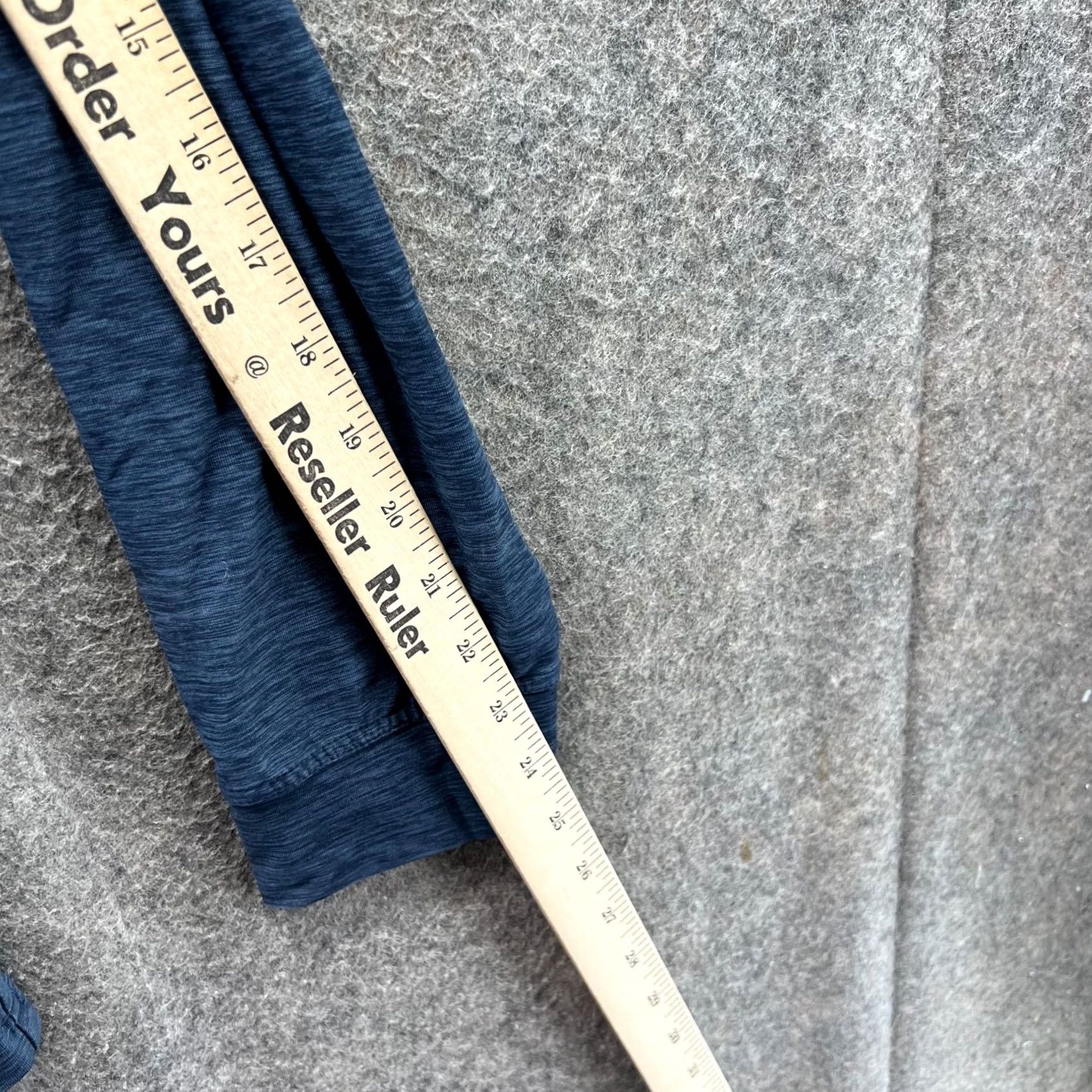 Vintage Greg Norman Sweatshirt Mens Large Blue Quarter Zip Fleece Pullover Heather Pullover Sweatshirt Knit Mock Neck Logo All Seasons Golf Size US L / EU 52-54 / 3 - 6 Thumbnail