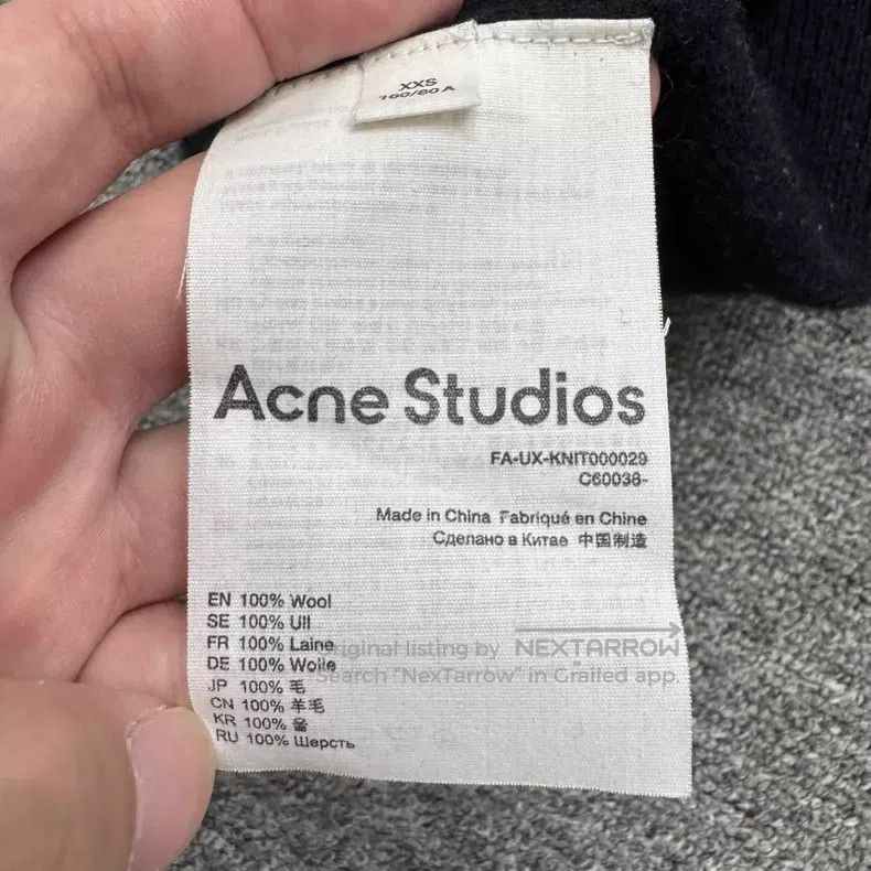 Acne Studios Acne Studios Loose V-neck buttoned sweater with decorative Size US XXS / EU 40 - 3 Thumbnail