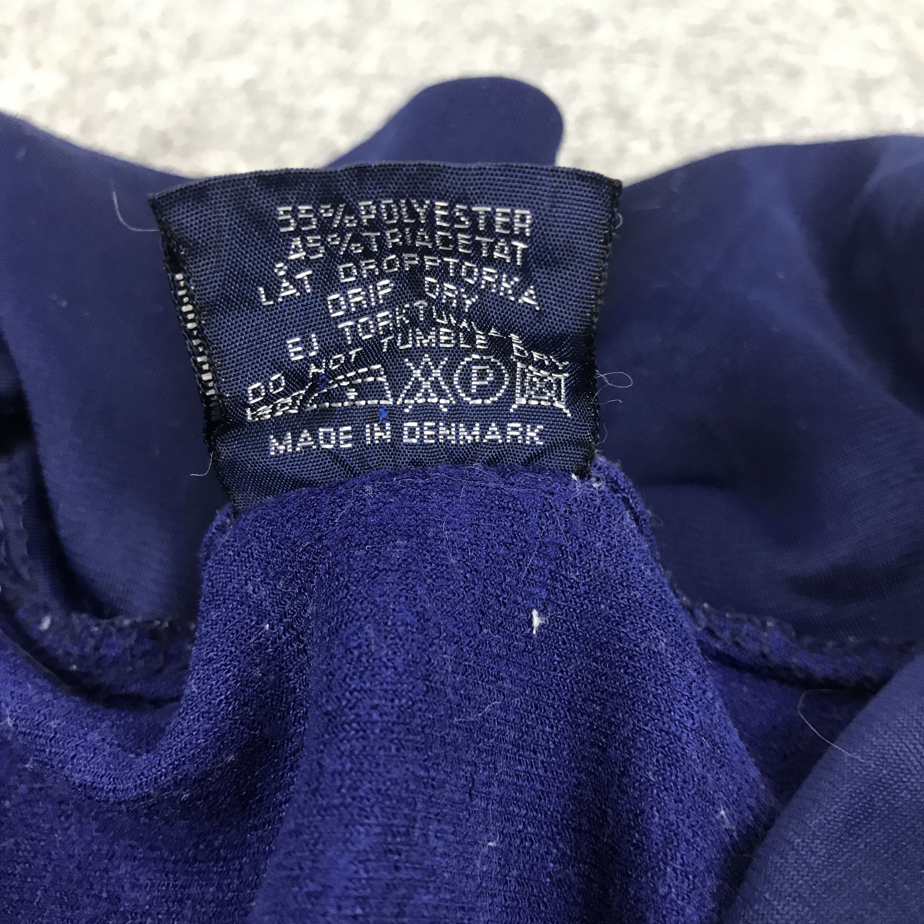 Nike Rare Nike Embroidery Logo Sweatshirt Size US L / EU 52-54 / 3 - 10 Thumbnail