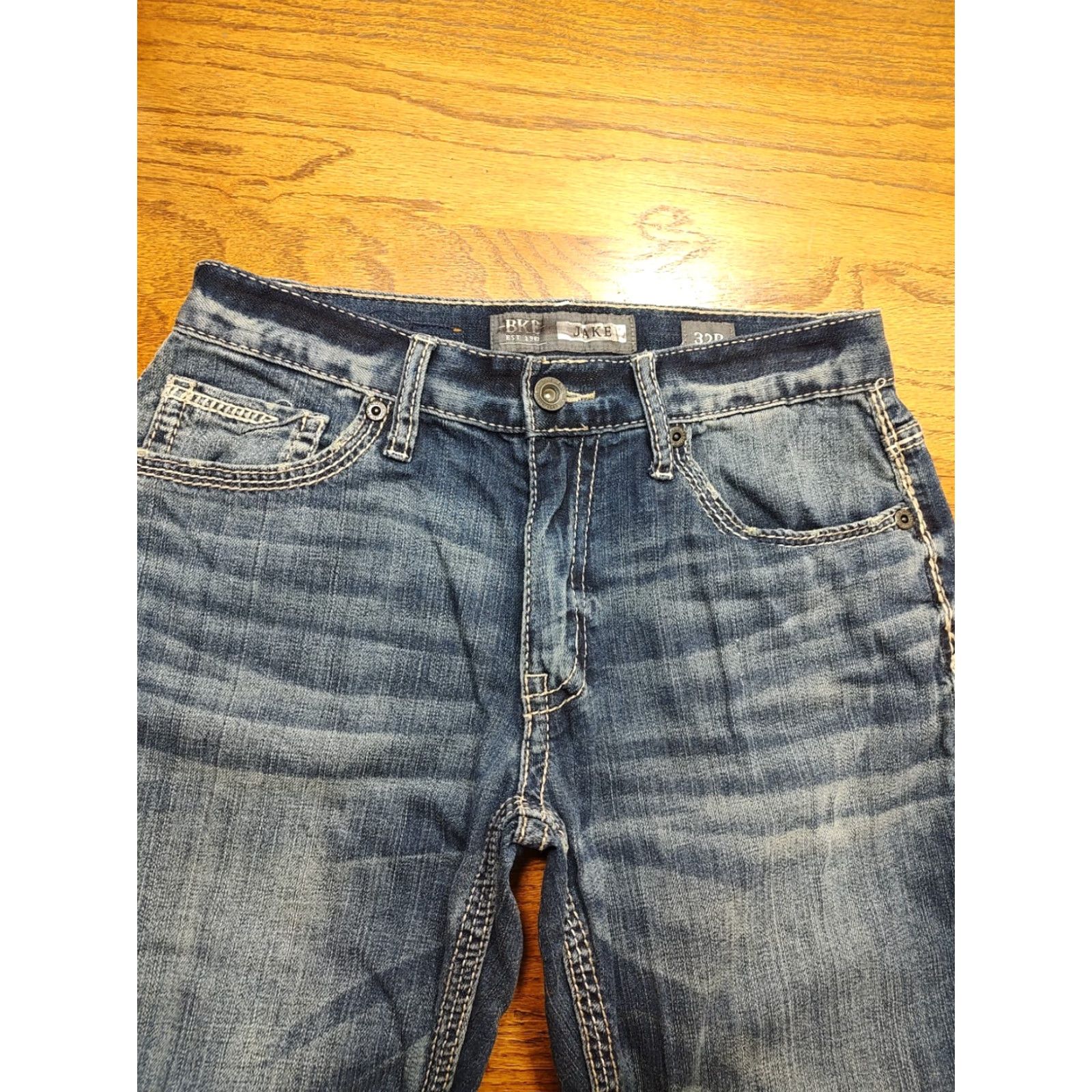 BKE BKE Jake Straight Jeans Mens 30x31 Blue Medium Wash Denim 5-Pocket Zip Button Regular Rise 9 in Inseam 31 in Cotton Spandex Casual USA Cowboy Rock Size US 30 / EU 46 - 4 Thumbnail