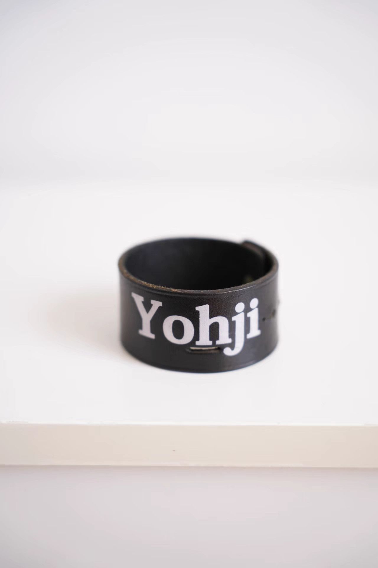 Yohji Yamamoto Yohji Yamamoto 08aw Slogan Leather Bracelet K4 Size ONE SIZE - 2 Thumbnail