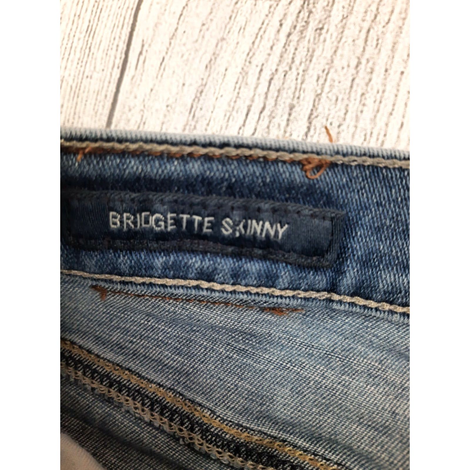 Lucky Brand Lucky Brand Bridgette Skinny Jeans Women 6/28 Denim Cotton Blend with Stretch Blue 28x26.5 Regular Mid Rise Zip Inseam 26.5” 6 Size 28" / US 6 / IT 42 - 3 Thumbnail