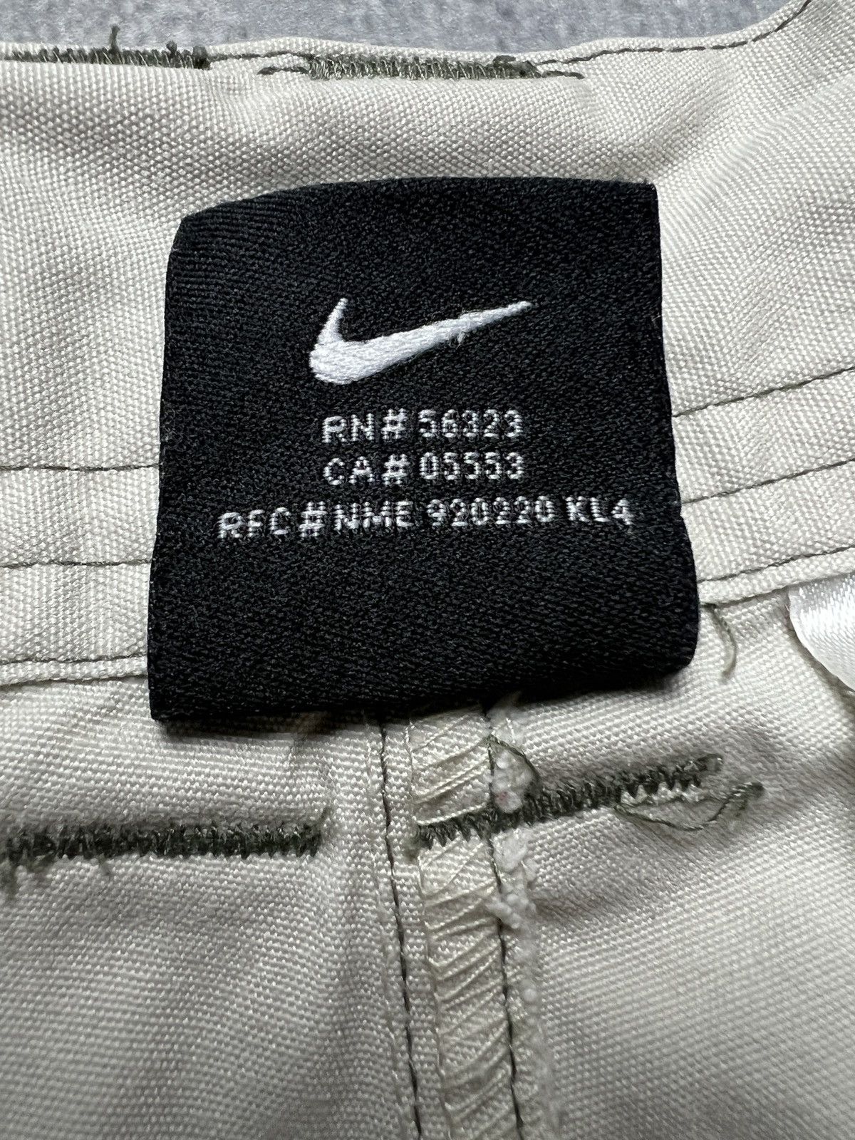 Nike ACG 90s Nike ACG Cargo Shorts 00s Vintage Hiking y2k Outdoor Size US 36 / EU 52 - 13 Thumbnail