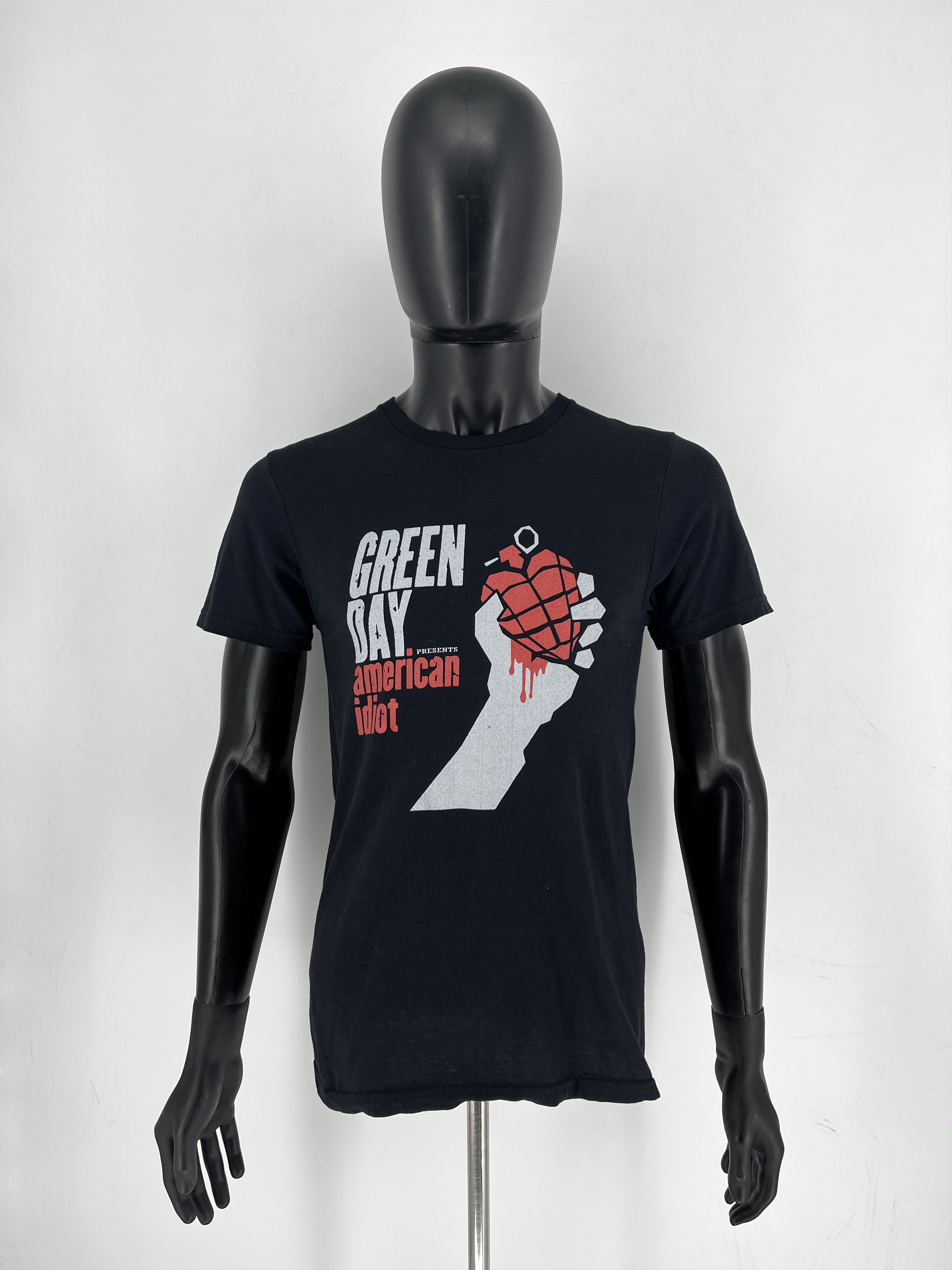 Band Tees Vintage Y2K Green Day American Idiot Tour Band Tee Size US S / EU 44-46 / 1 - 2 Thumbnail