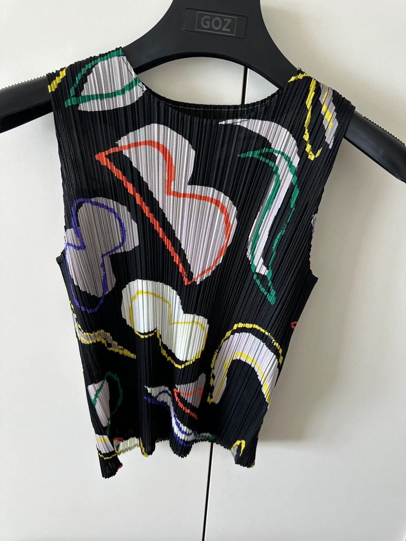 Issey Miyake Issey Miyake size:3 Black gourd vest Size XS / US 0-2 / IT 36-38 - 1 Thumbnail