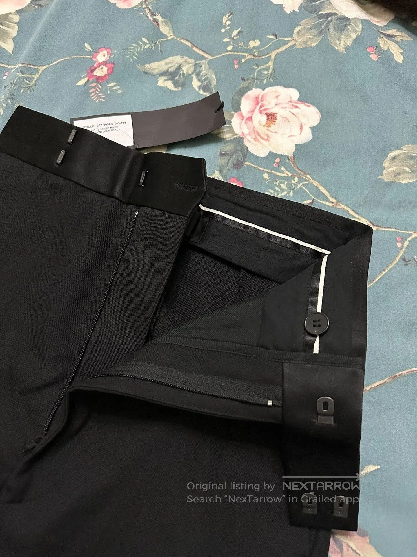 Haider Ackermann Haider Ackermann Women's Black Shorts. Size 22" - 5 Thumbnail