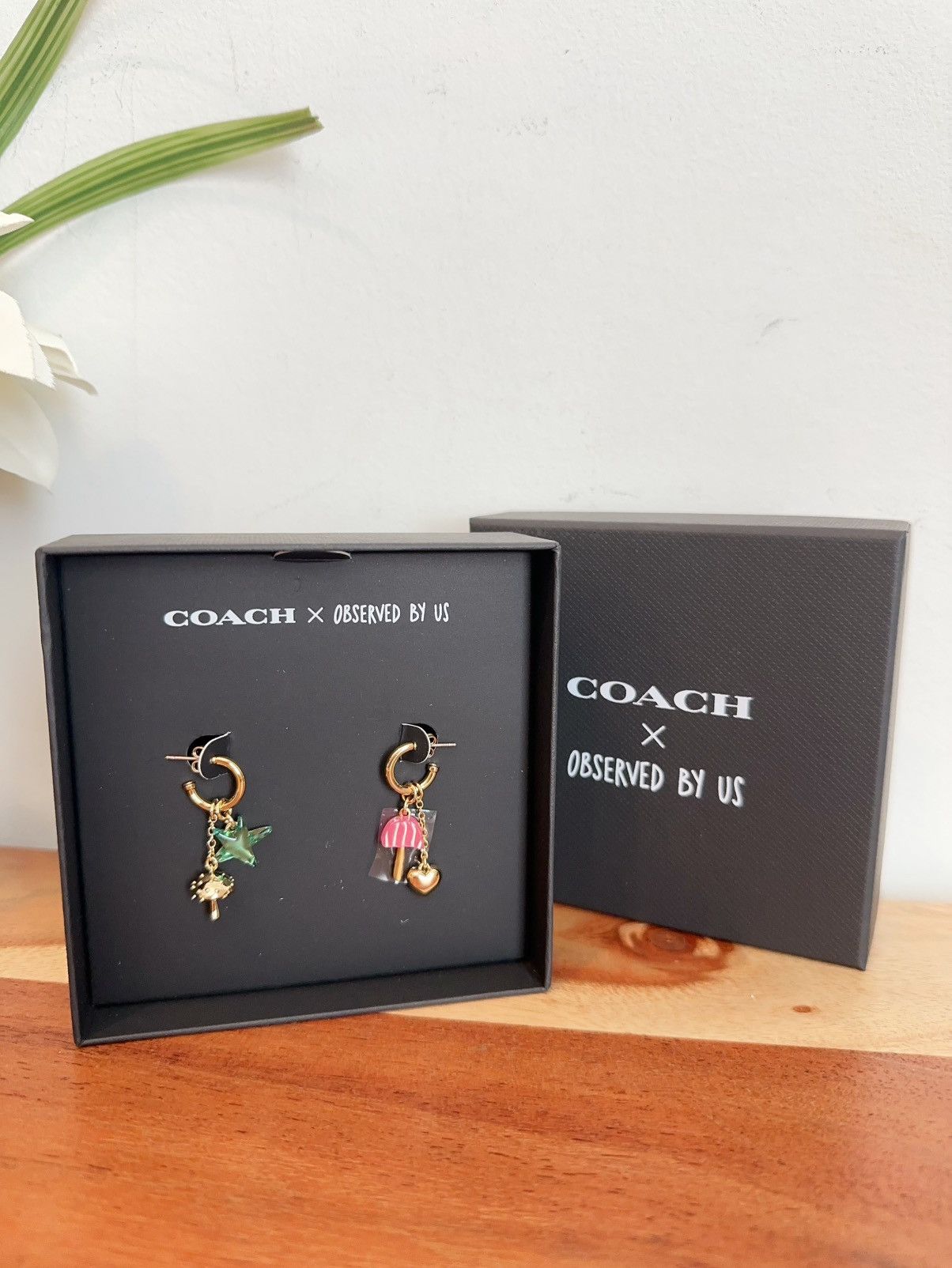 Coach NWT Coach Mismatch Star And Mushroom Huggie Earrings Size ONE SIZE - 3 Thumbnail