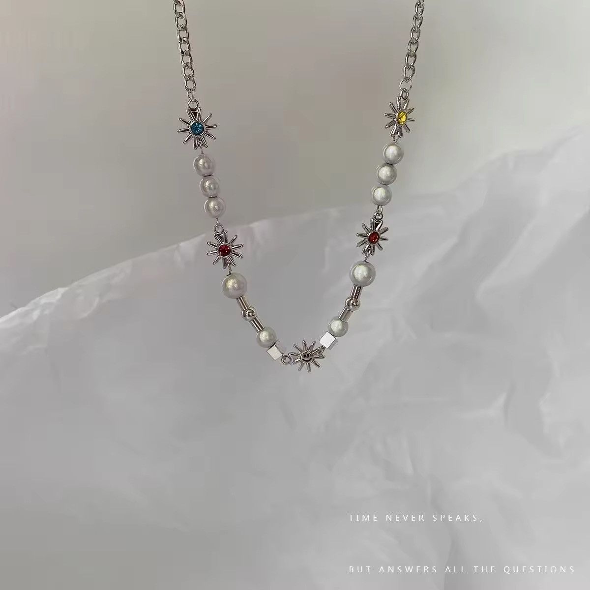 Designer × Jewelry Colorful Sun Reflective Pearl Chokers Necklace Size ONE SIZE - 4 Thumbnail