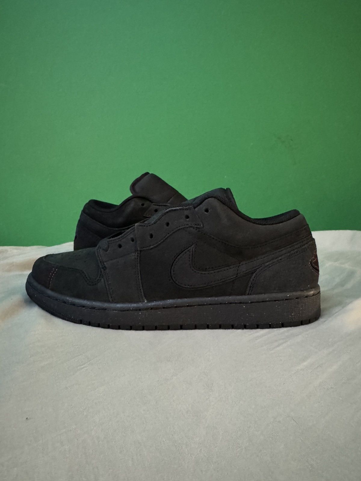 Nike Jordan 1 low craft dark smoke grey 2023 Size US 9.5 / EU 42-43 - 1 Thumbnail