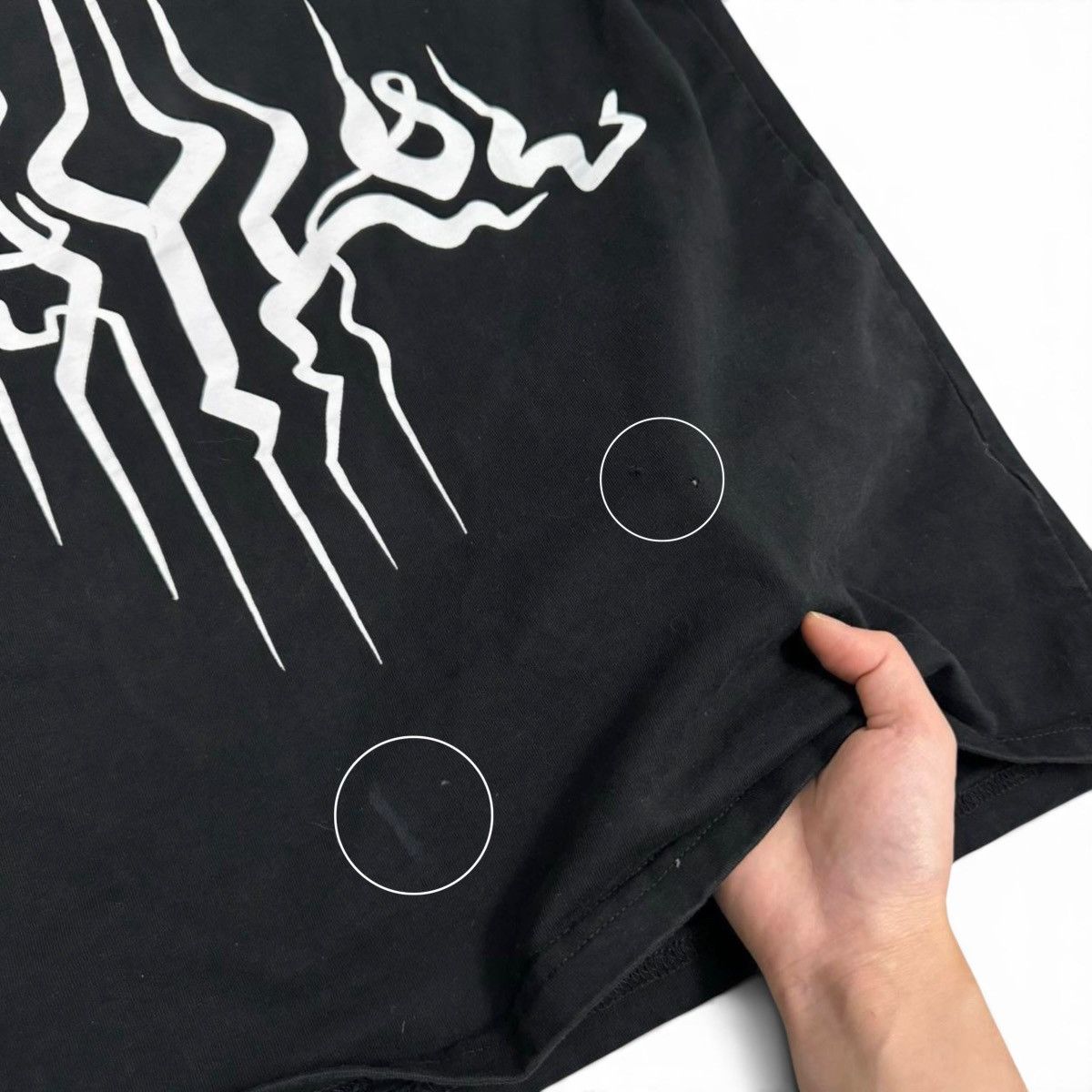 Other Laylow Graphic Skull Tee Size US M / EU 48-50 / 2 - 4 Thumbnail