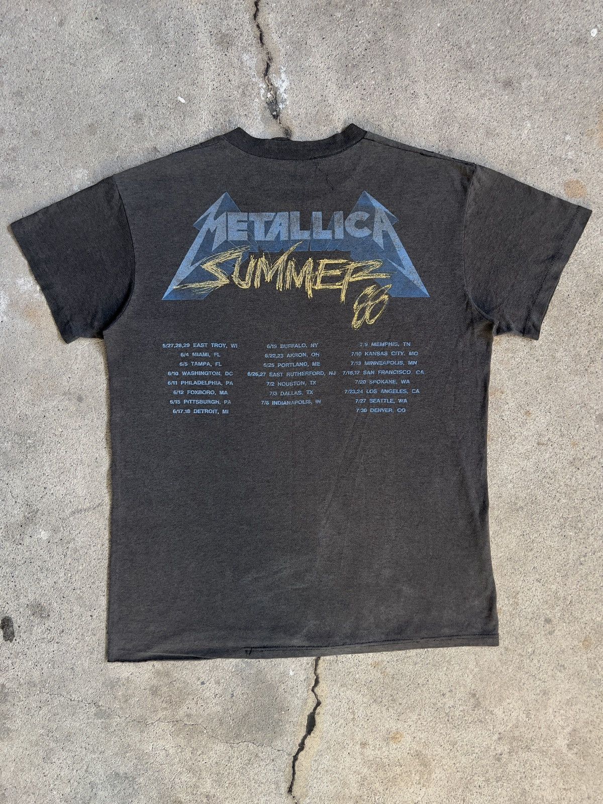 Vintage 1988 Metallica Pushed Justice Tour Band Tee Size US M / EU 48-50 / 2 - 7 Thumbnail