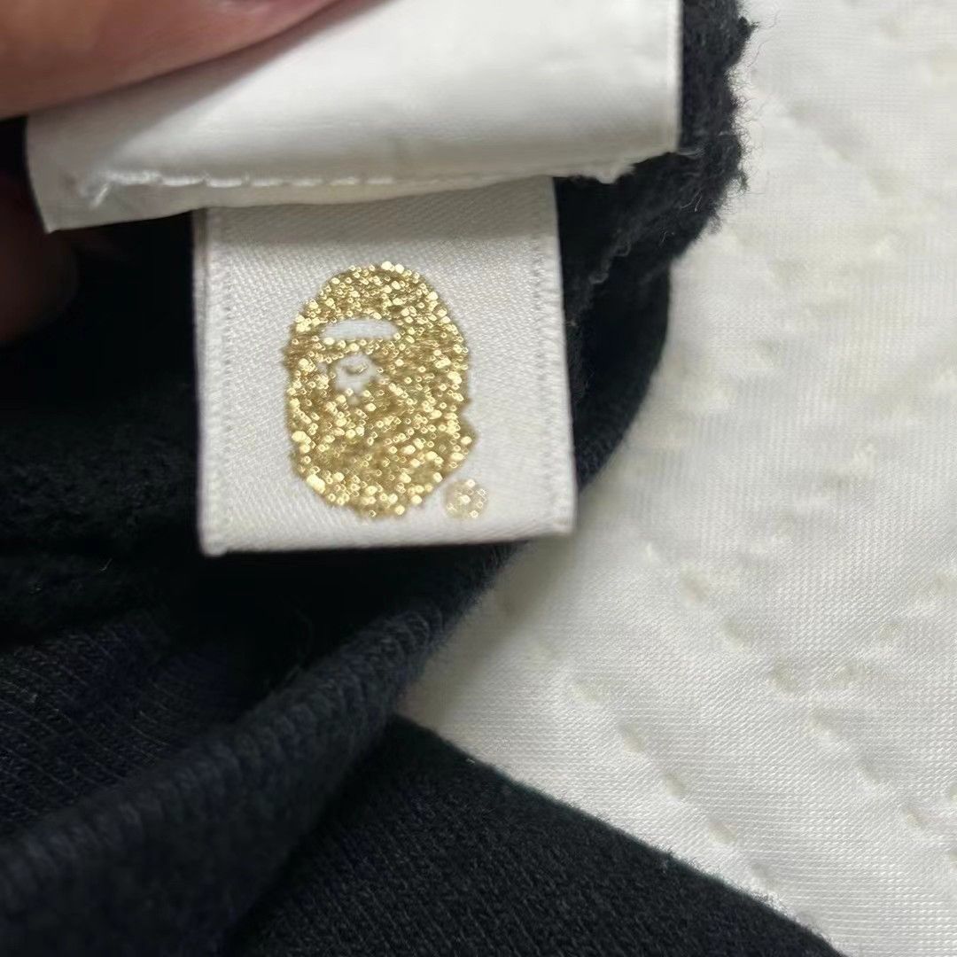 Bape YEAR OF THE MONKEY CREWNECK Size US L / EU 52-54 / 3 - 9 Thumbnail