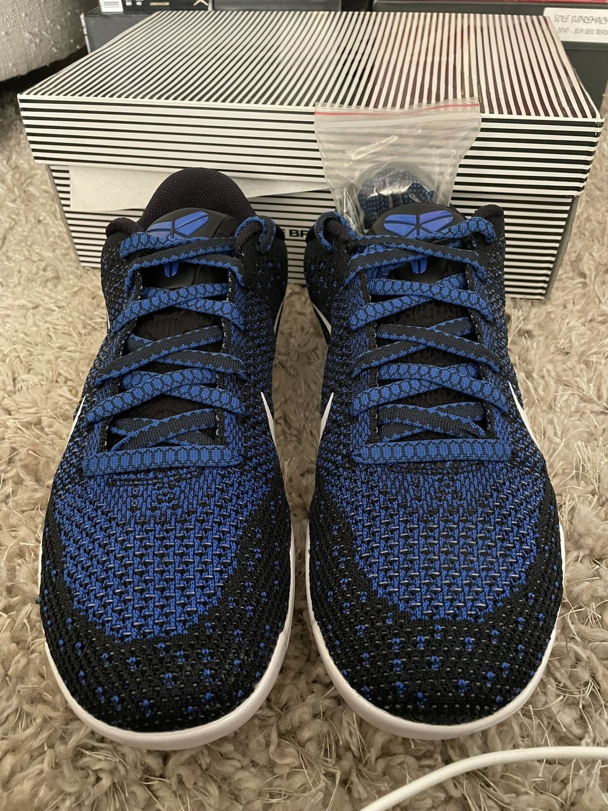 Nike Nike Kobe 11 Elite Low Mark Parker Size US 10 / EU 43 - 4 Thumbnail
