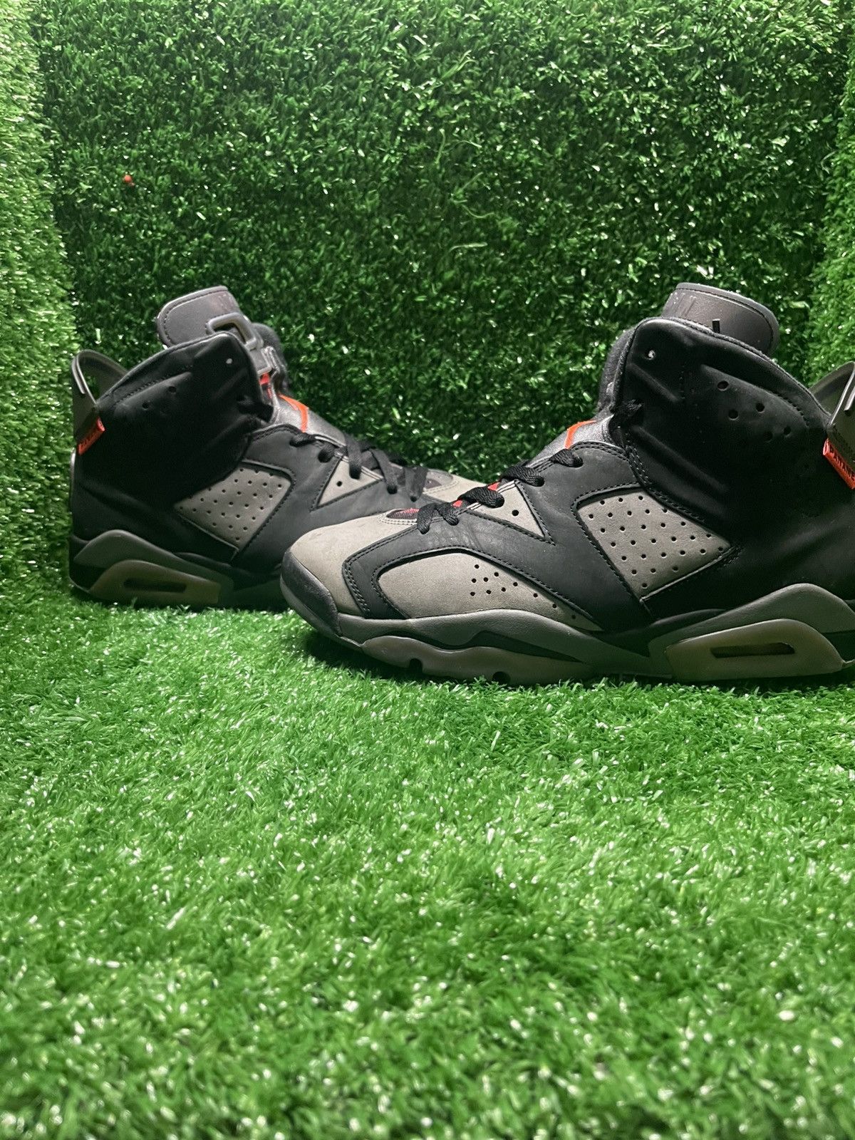 Jordan Brand Jordan 6 PSG Size US 10.5 / EU 43-44 - 1 Thumbnail