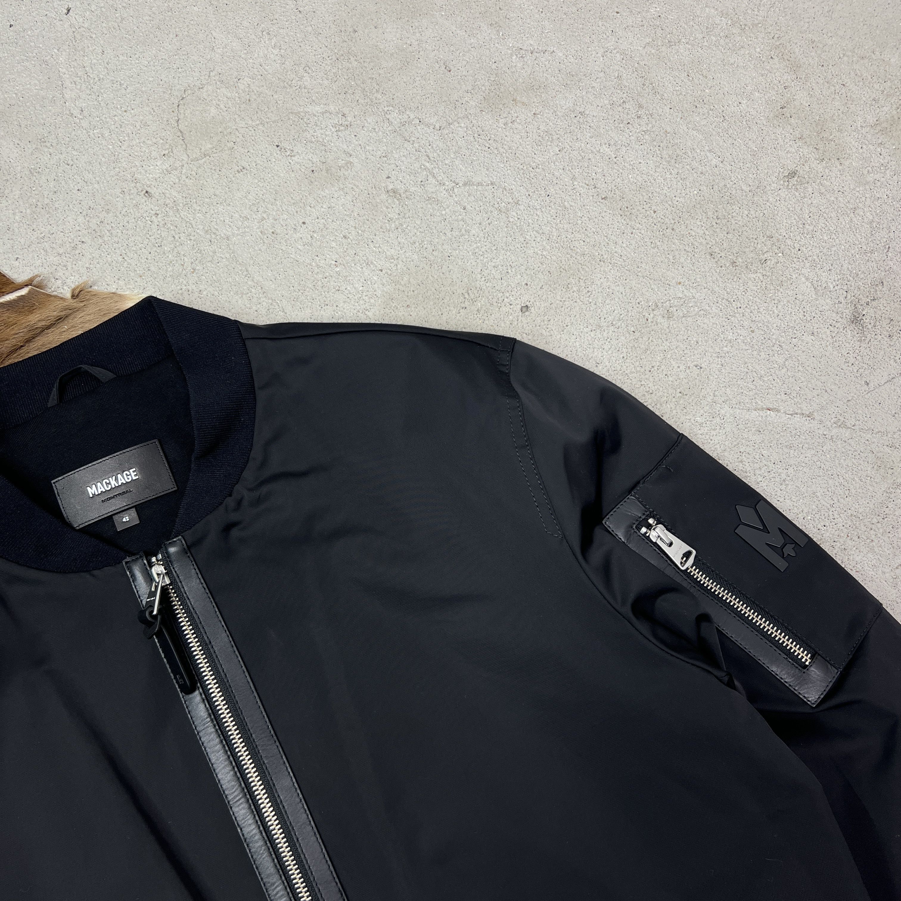 Mackage Vintage Casual Streetwear Mackage Bomber Jacket Y2K Size US L / EU 52-54 / 3 - 2 Thumbnail