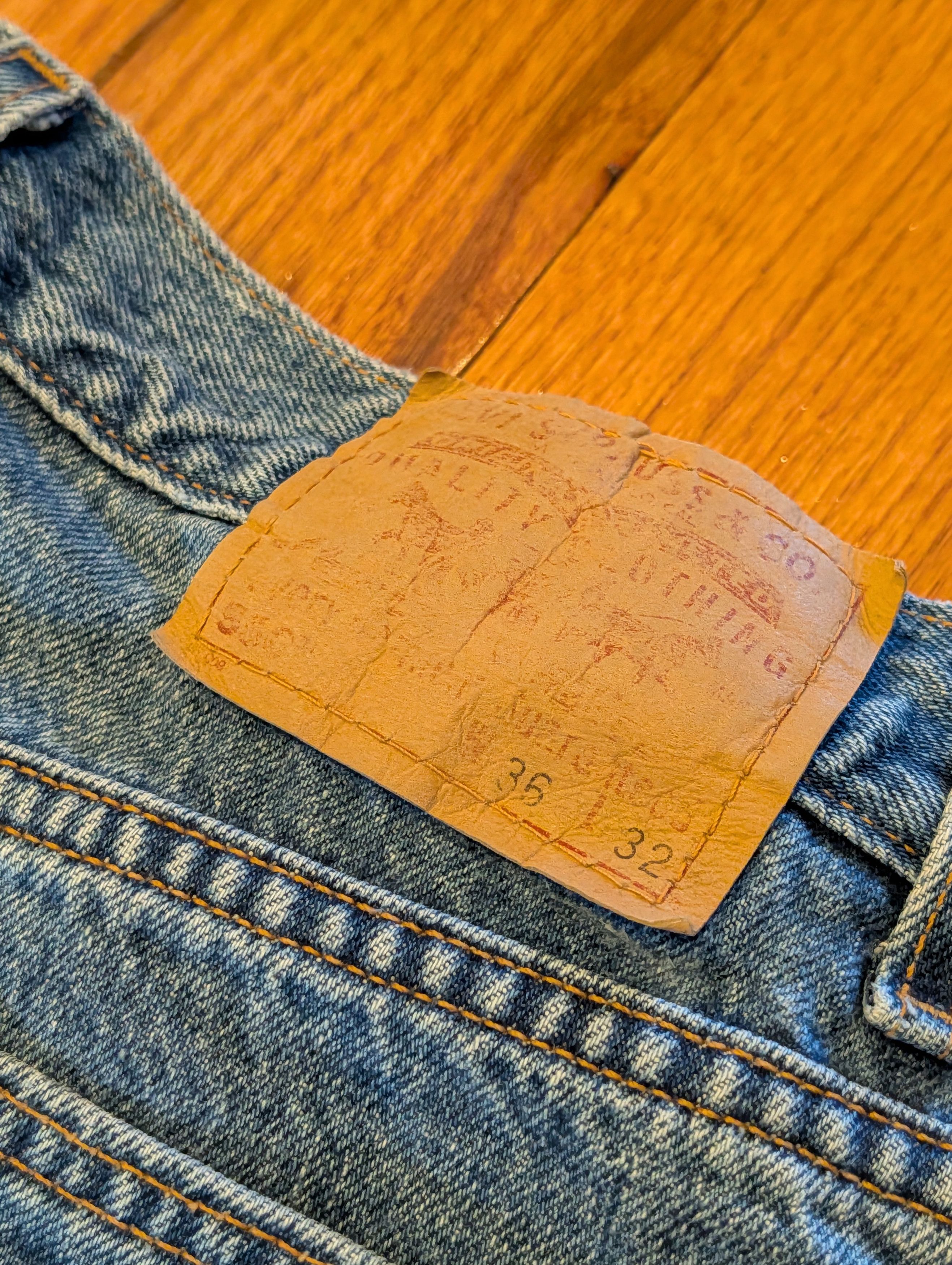 Levi's Vintage 90s Levi's 550 34x25 Men's Relaxed Fit Jeans (READ) Size US 34 / EU 50 - 2 Thumbnail
