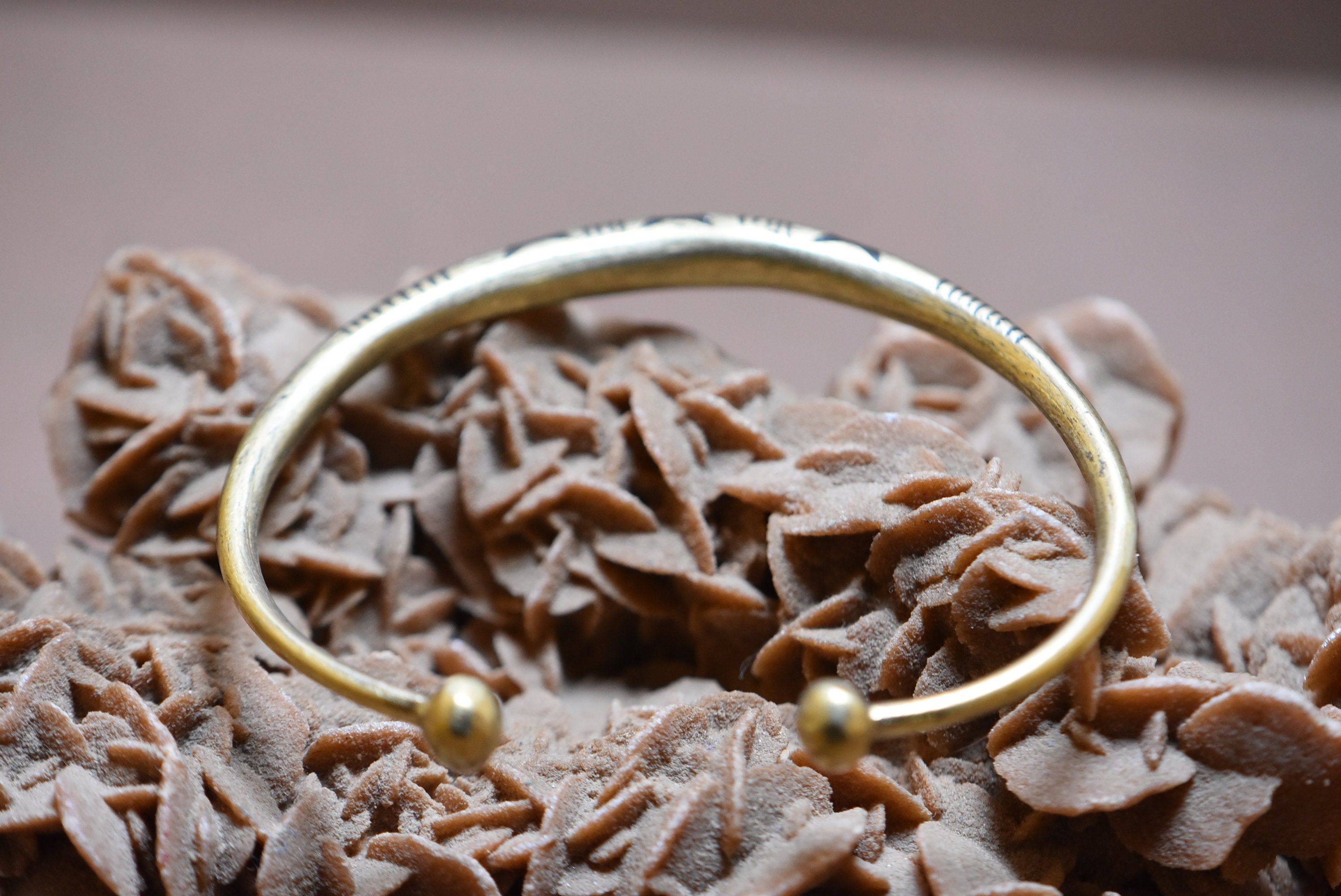 Handmade × Jewelry × Vintage Tuareg Bracelet , Ethnic Tuareg Cuff Size ONE SIZE - 5 Thumbnail