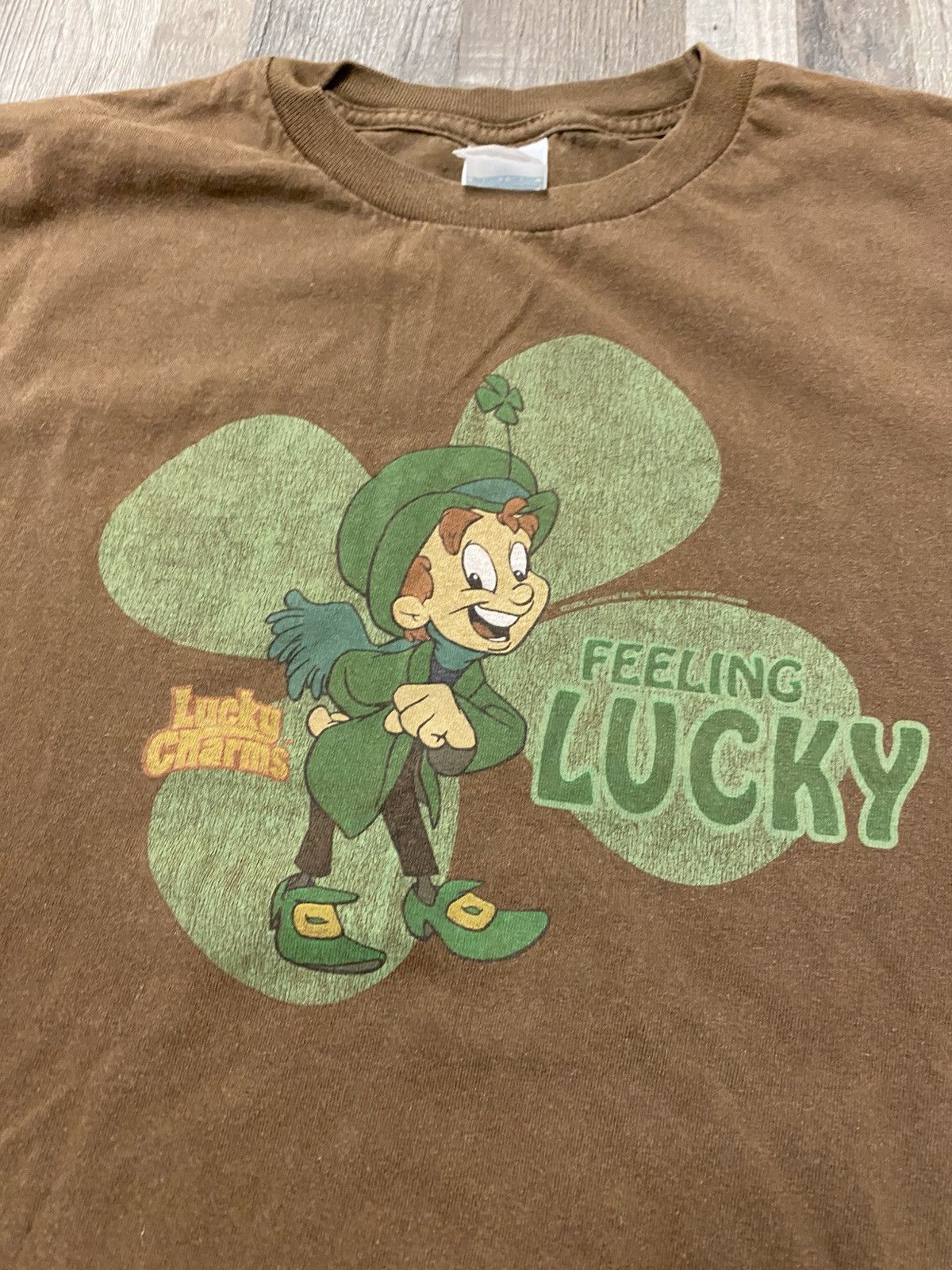 Vintage Vintage 2006 Lucky Charms Tee T Shirt Brown Y2K Size US M / EU 48-50 / 2 - 2 Thumbnail