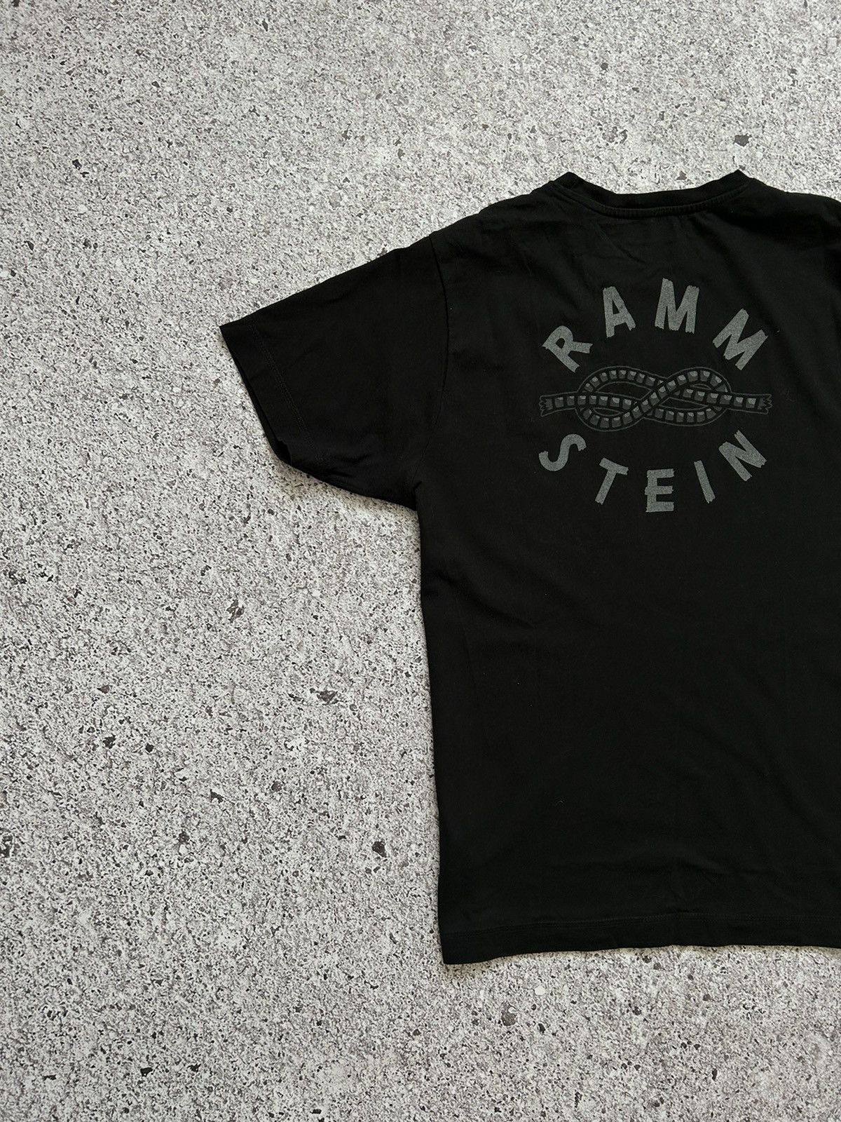 Band Tees × Vintage Vintage Rammstein So Gnadenlos Ist Nur Die Nacht Seemann Tee Size US L / EU 52-54 / 3 - 7 Thumbnail