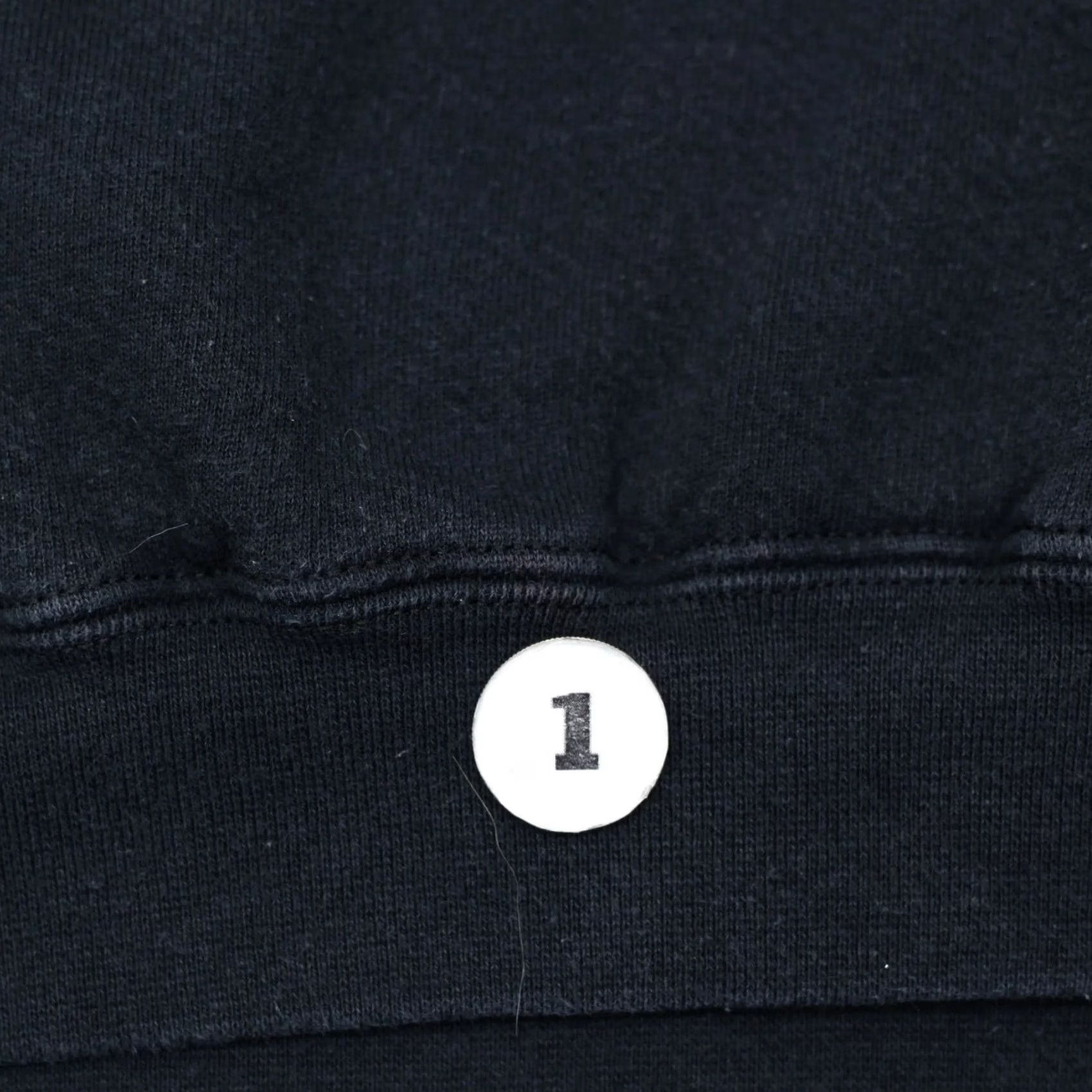 Nike VINTAGE Nike Pullover Hoodie Men L Black Embroidered Center Swoosh Logo Made In USA Size US L / EU 52-54 / 3 - 6 Thumbnail