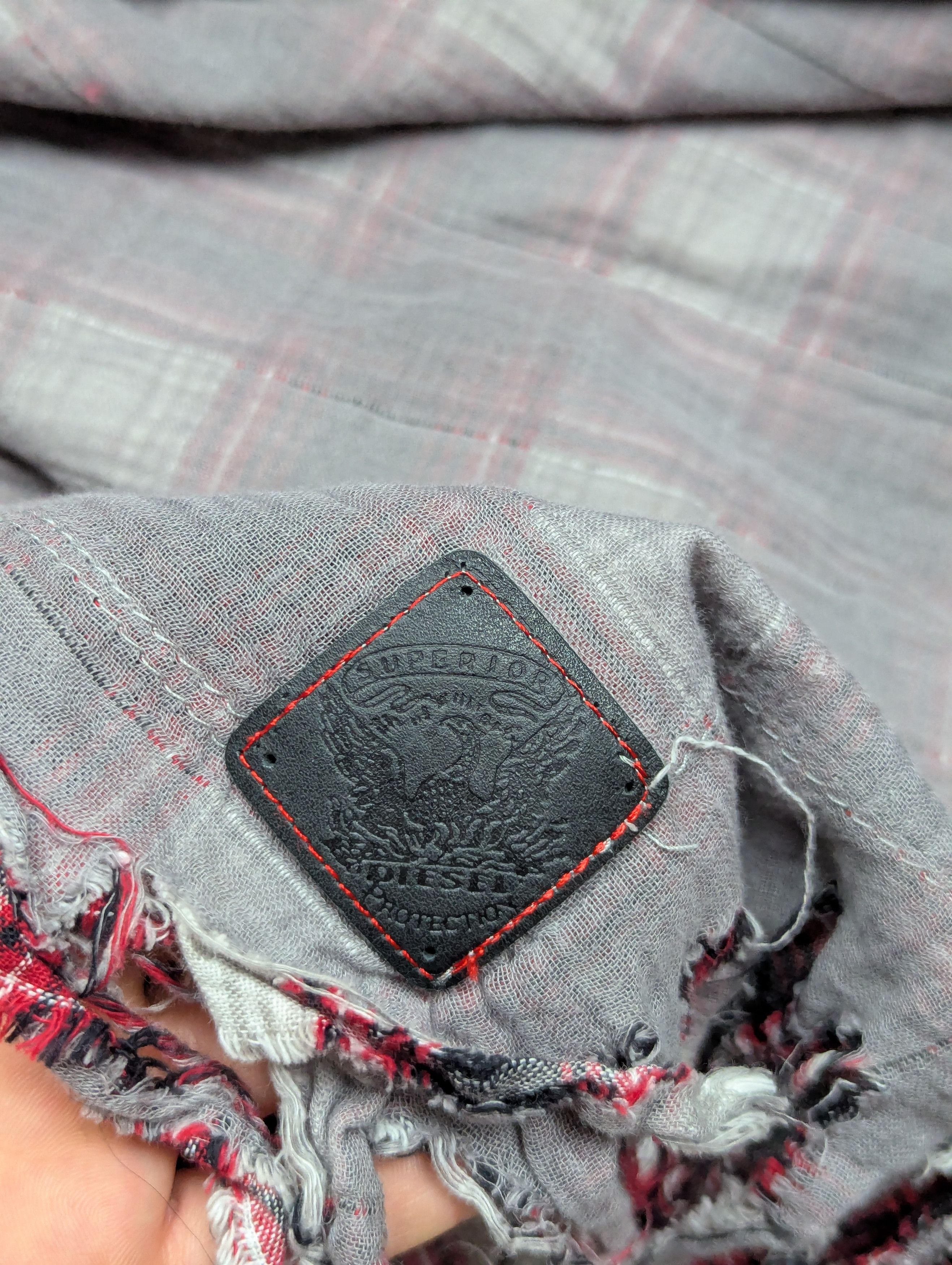 Diesel DIESEL Vintage Large Red Gray White Checkered Palatine Scarf Size ONE SIZE - 8 Thumbnail