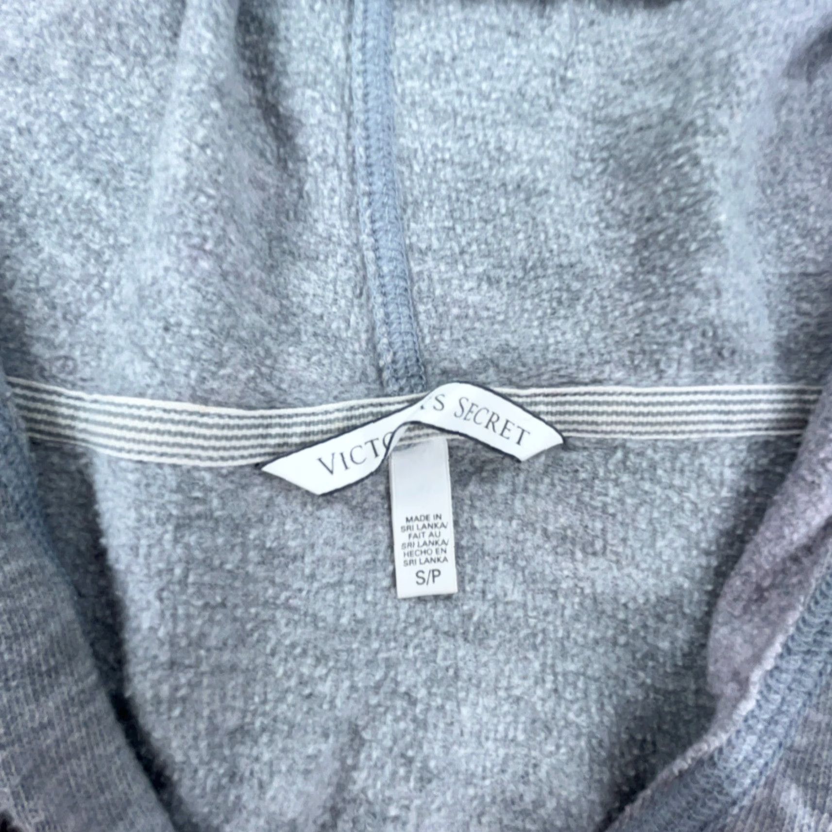 Victoria's Secret Victoria's Secret Hoodie Women Small Gray White Graphic Print Logo Pullover Sweatshirt Size S / US 4 / IT 40 - 6 Thumbnail