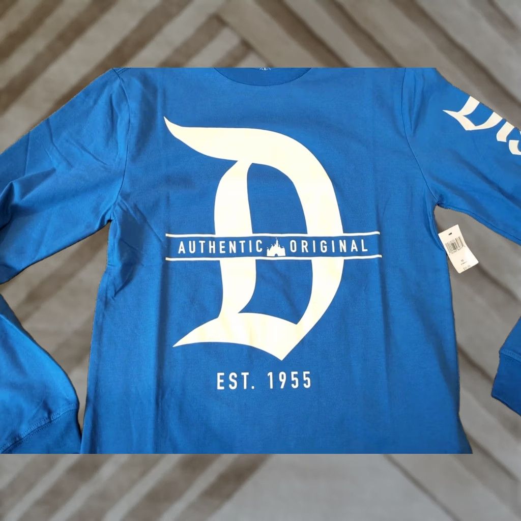 Disney VINTAGE? Disneyland Blue Long Sleeve Shirt Unisex Adults XS NWT Graphic Royal Blue Disney T-Shirt Size XS / US 0-2 / IT 36-38 - 1 Thumbnail
