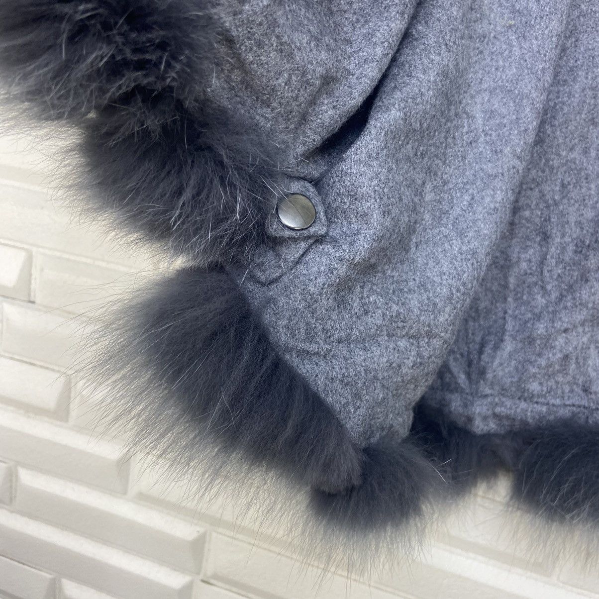Sagafurs Saga Furs Blue Fox & Rabbit Ponchos Size M / US 6-8 / IT 42-44 - 12 Thumbnail