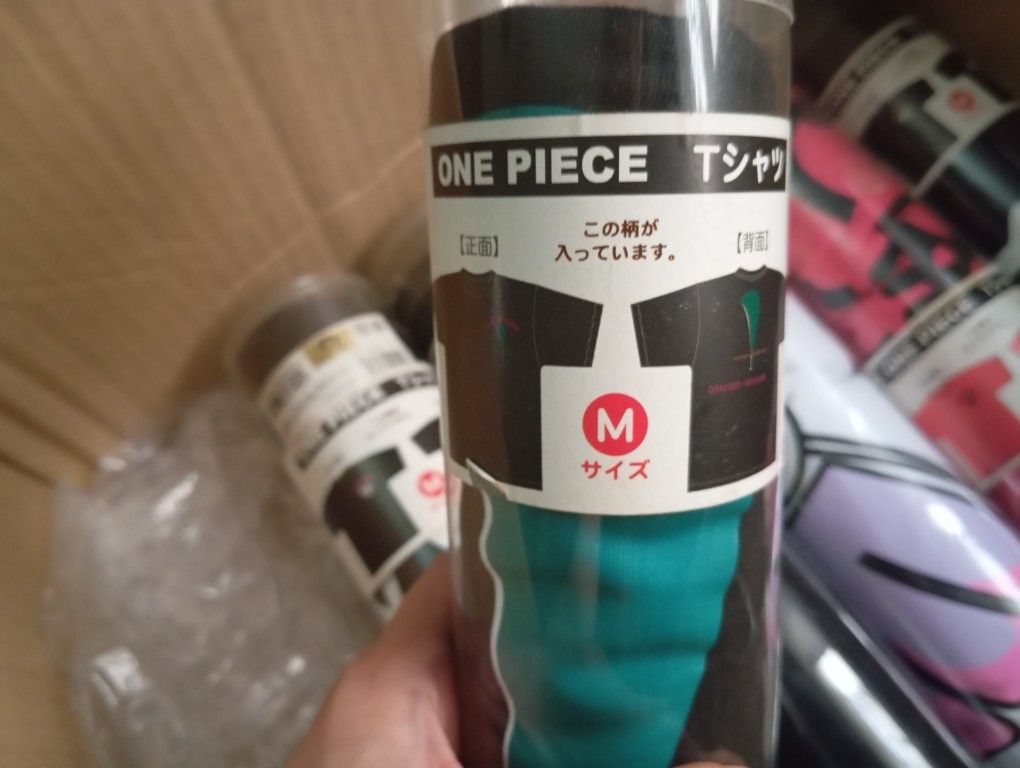 Japanese Brand NOS One Piece Tshirt ☠️⚔️ Anime Size US M / EU 48-50 / 2 - 2 Thumbnail