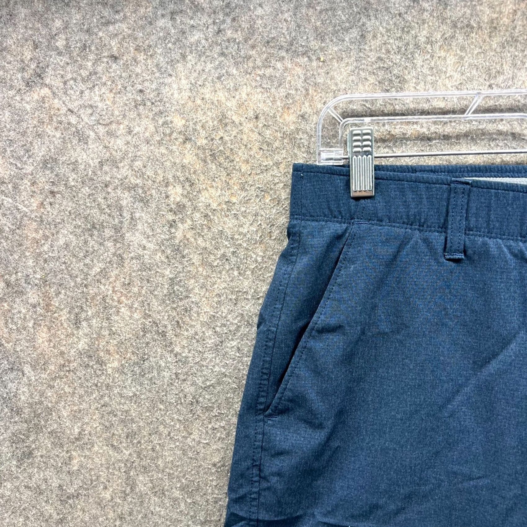 Under Armour Under Armour Shorts Mens 32 Blue Stretch Golf HeatGear UA Logo Lightweight Chino Casual Mens Size US 32 / EU 48 - 7 Thumbnail