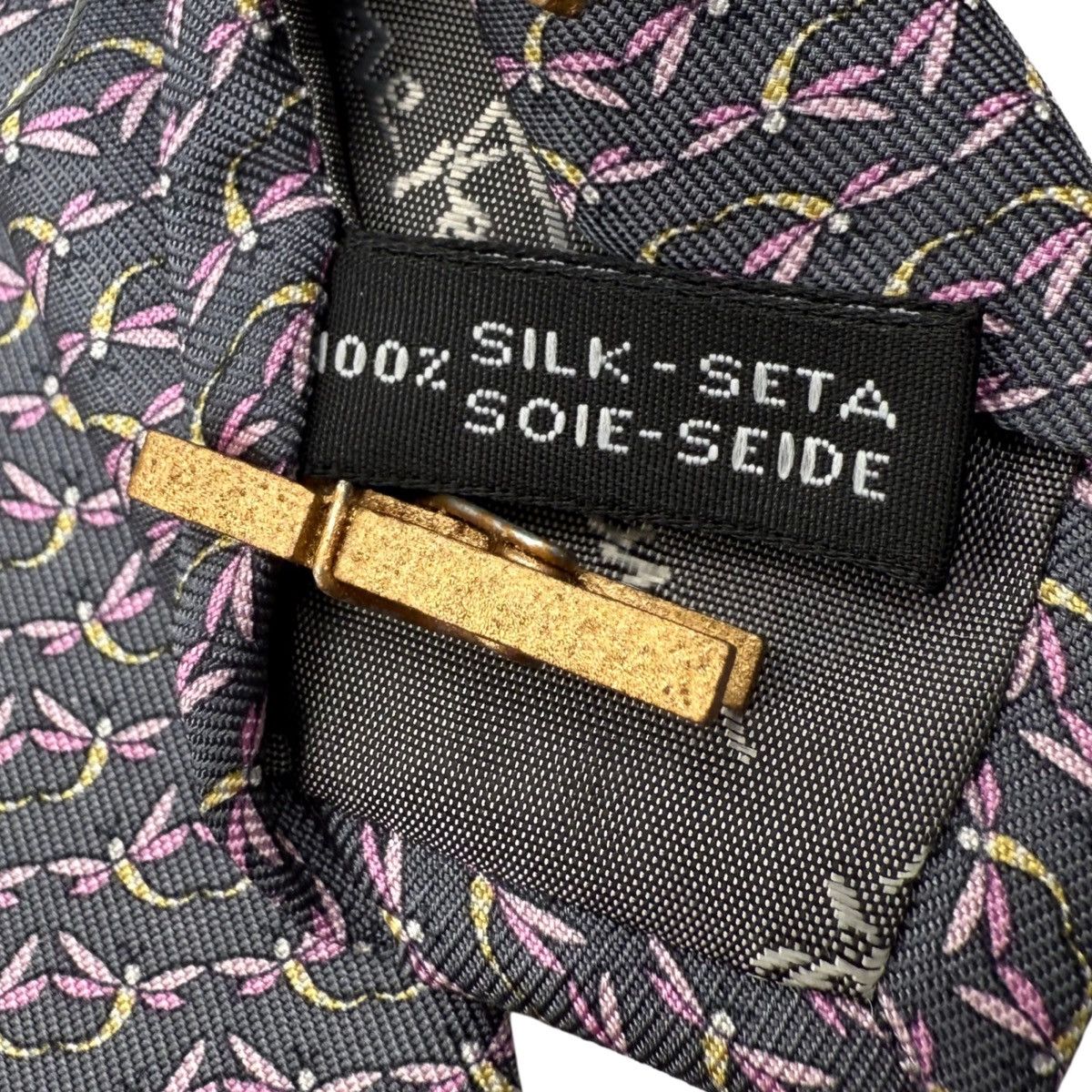 Salvatore Ferragamo Salvatore Ferragamo Silk Tie, Gray, Made in Italy, Like New Size ONE SIZE - 5 Thumbnail