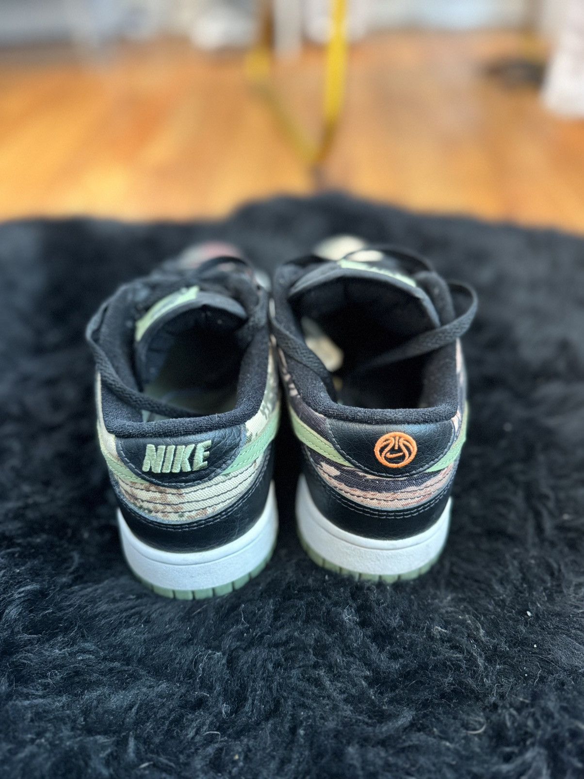 Nike Nike Dunk Low Crazy Camo Size US 6 / EU 39 - 5 Thumbnail
