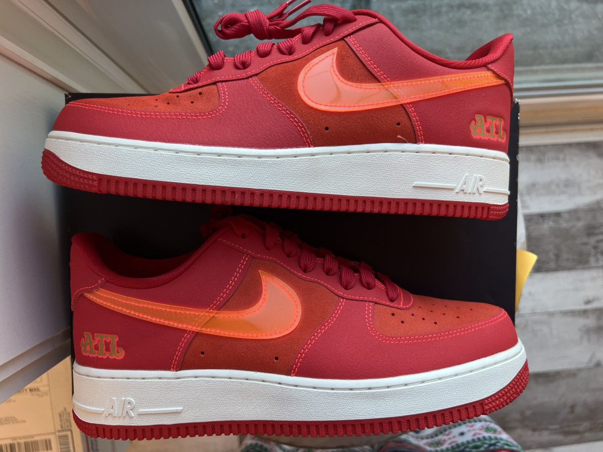 Nike Nike Air Force 1 ‘07 ATL Size 9.5 FD8306-657 Atlanta Red Size US 9.5 / EU 42-43 - 5 Thumbnail