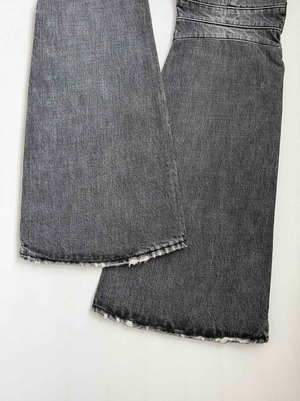 Balmain BALMAIN Decarnin FW2010 Flared Biker Buttoned Ripped Jeans Size US 28 / EU 44 - 25 Thumbnail