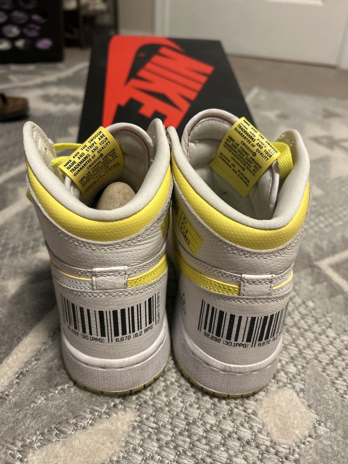 Jordan Brand First class flight Jordan 1 Size US 6 / EU 39 - 6 Thumbnail