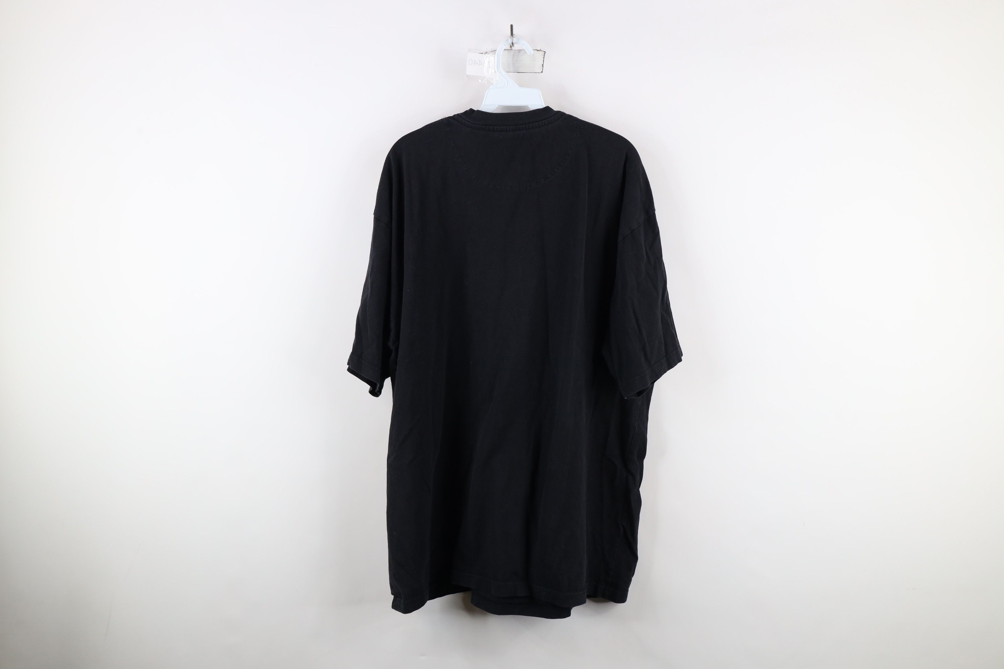 Vintage Vintage 90s Streetwear Michael Jordan Big Basketball T-Shirt Size US XXL / EU 58 / 5 - 7 Thumbnail