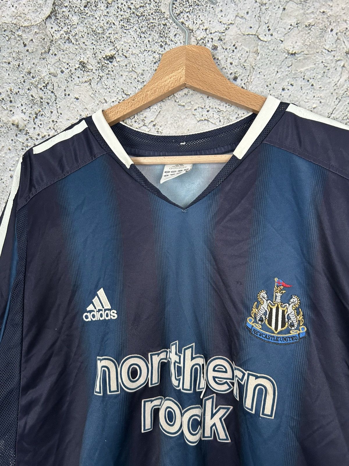 Adidas Vintage Adidas Newcastle United 2004 Soccer Jersey Football Size US L / EU 52-54 / 3 - 3 Thumbnail
